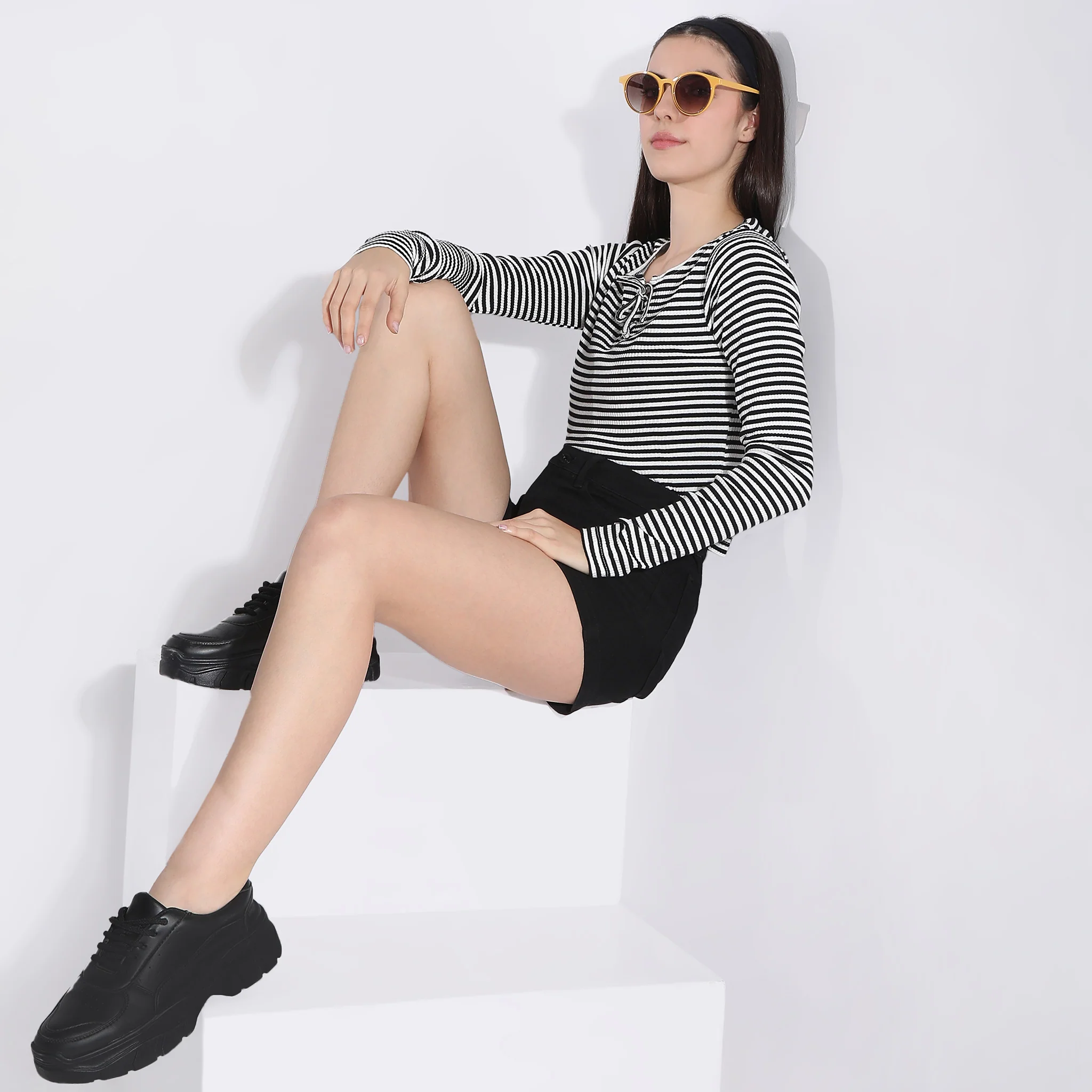 Striped Round Neck Full Sleeve T-Shirt - Image 6