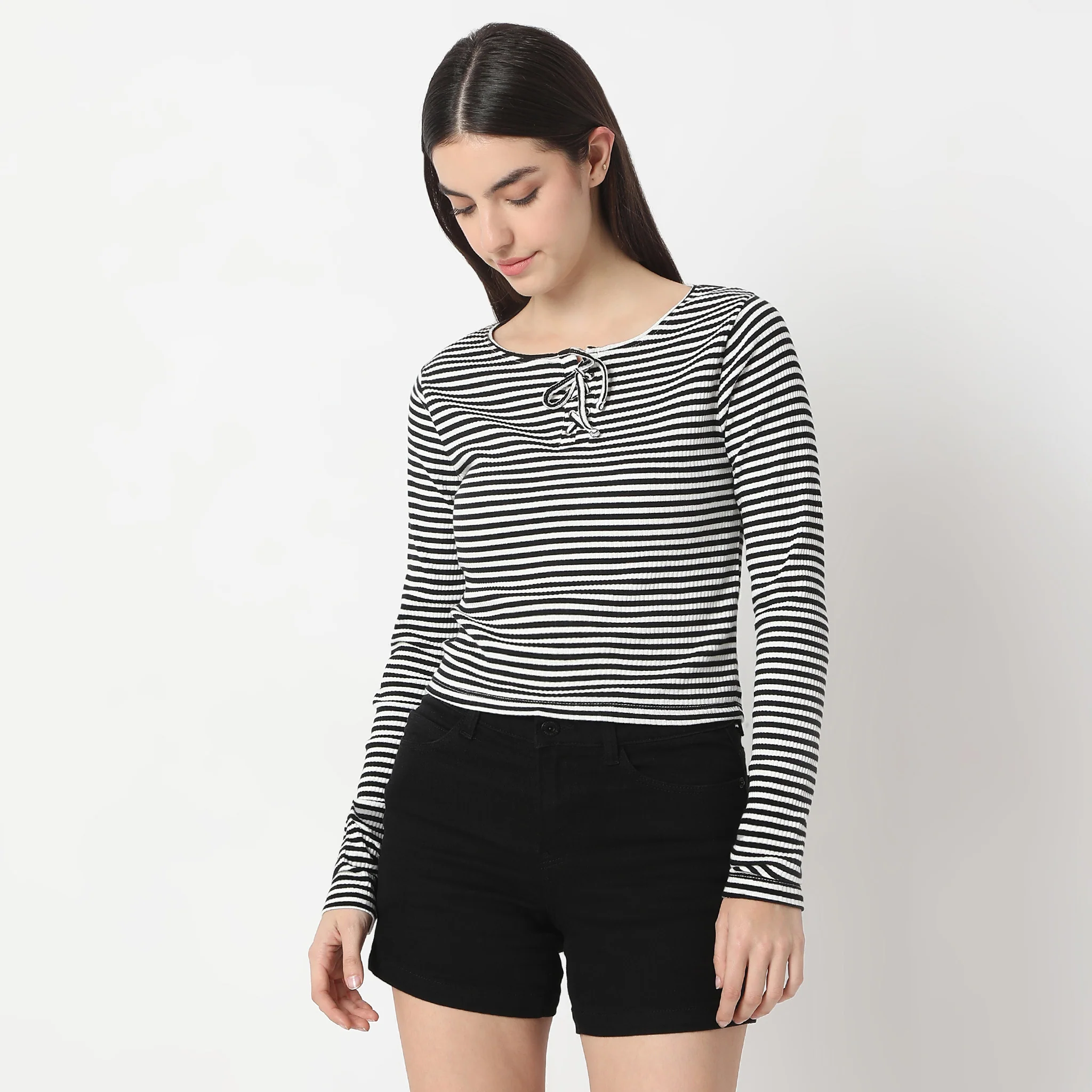Striped Round Neck Full Sleeve T-Shirt - Image 7