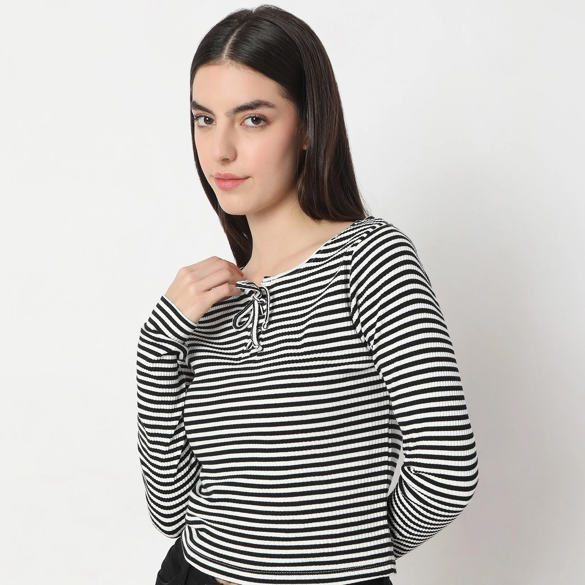 Striped Round Neck Full Sleeve T-Shirt - Image 9