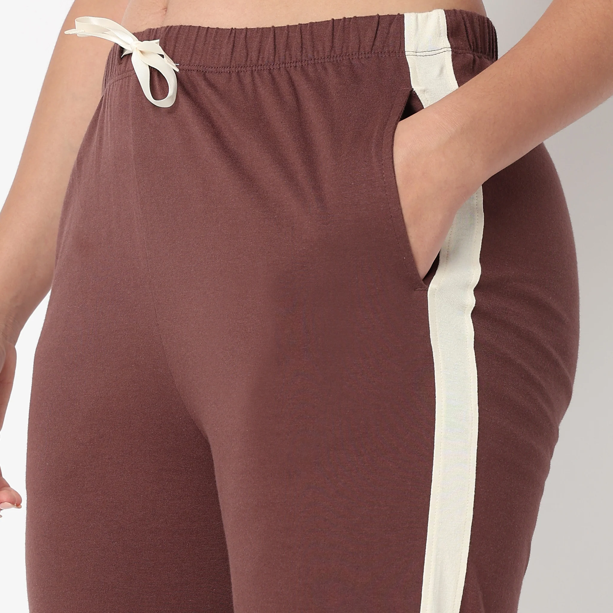 Stripped Mid Rise Lounge Pyjama - Image 4