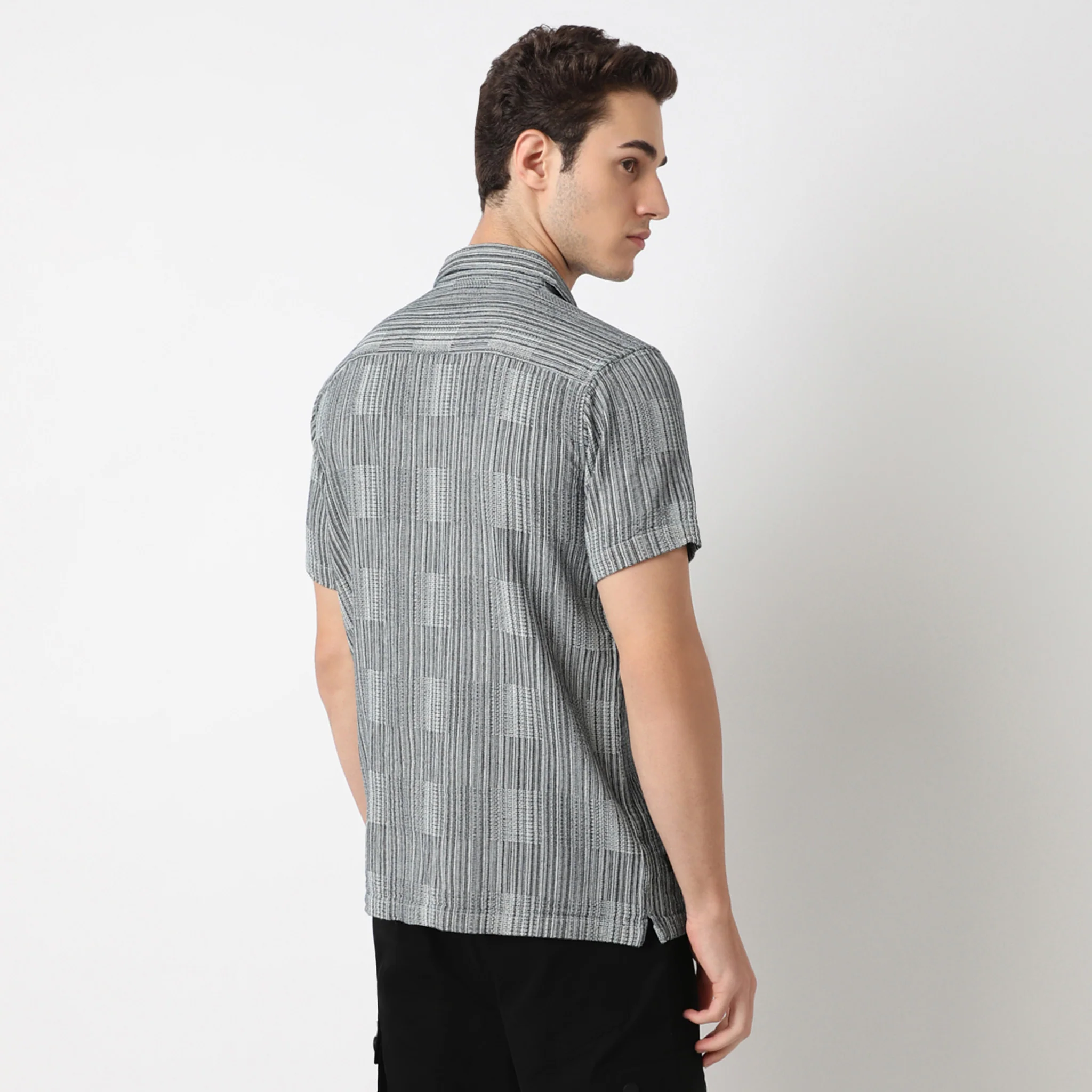 Structured Camp Collar Half Sleeve Cruiser Shirt - Image 3