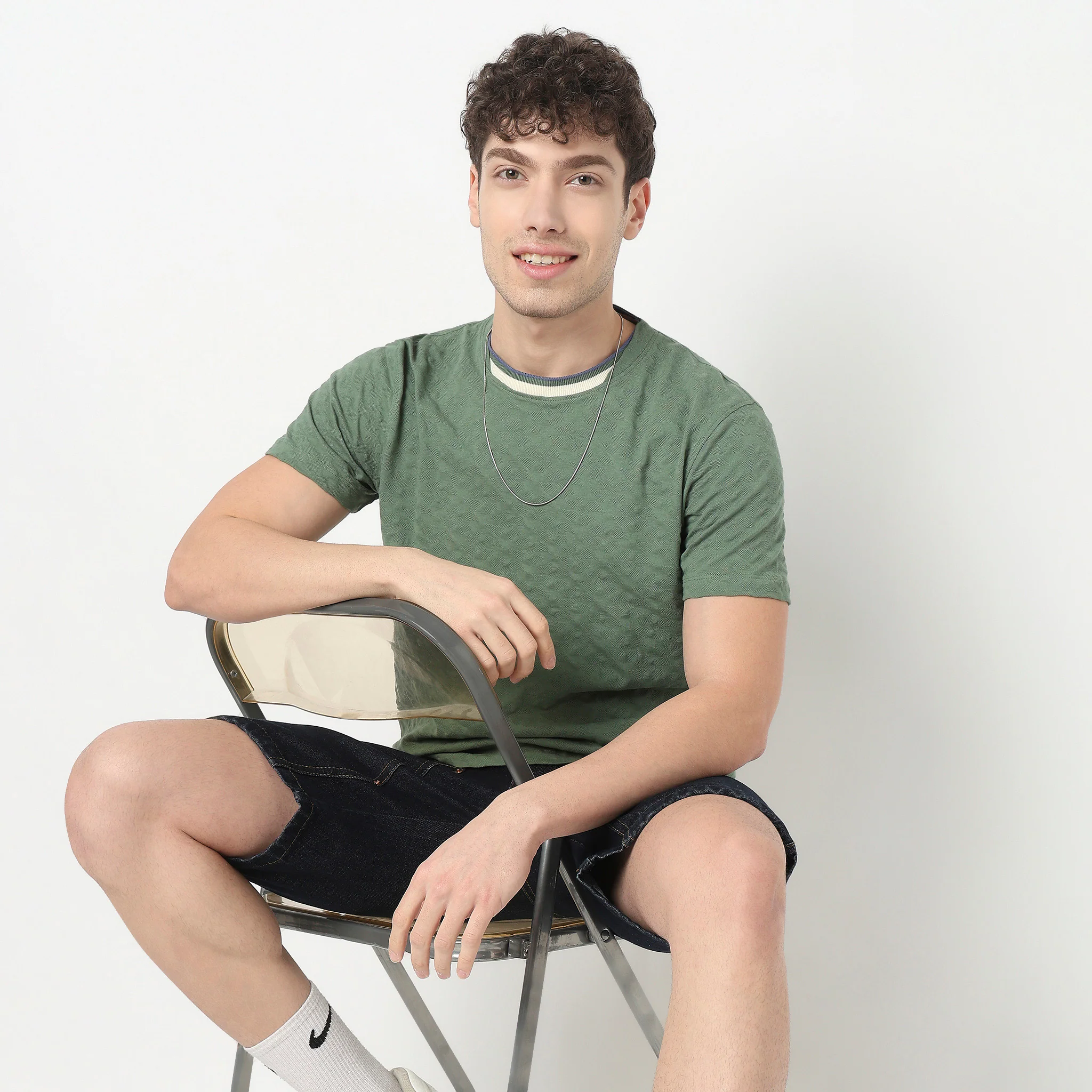 Structured Crew Neck Camper T-Shirt - Image 2