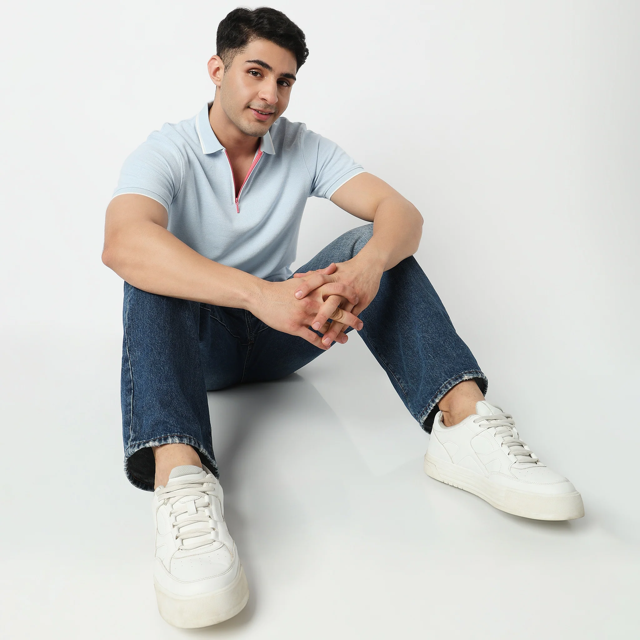 Smart Polo 2.0 Structured Knit with Trim-Zip Neck T-Shirt