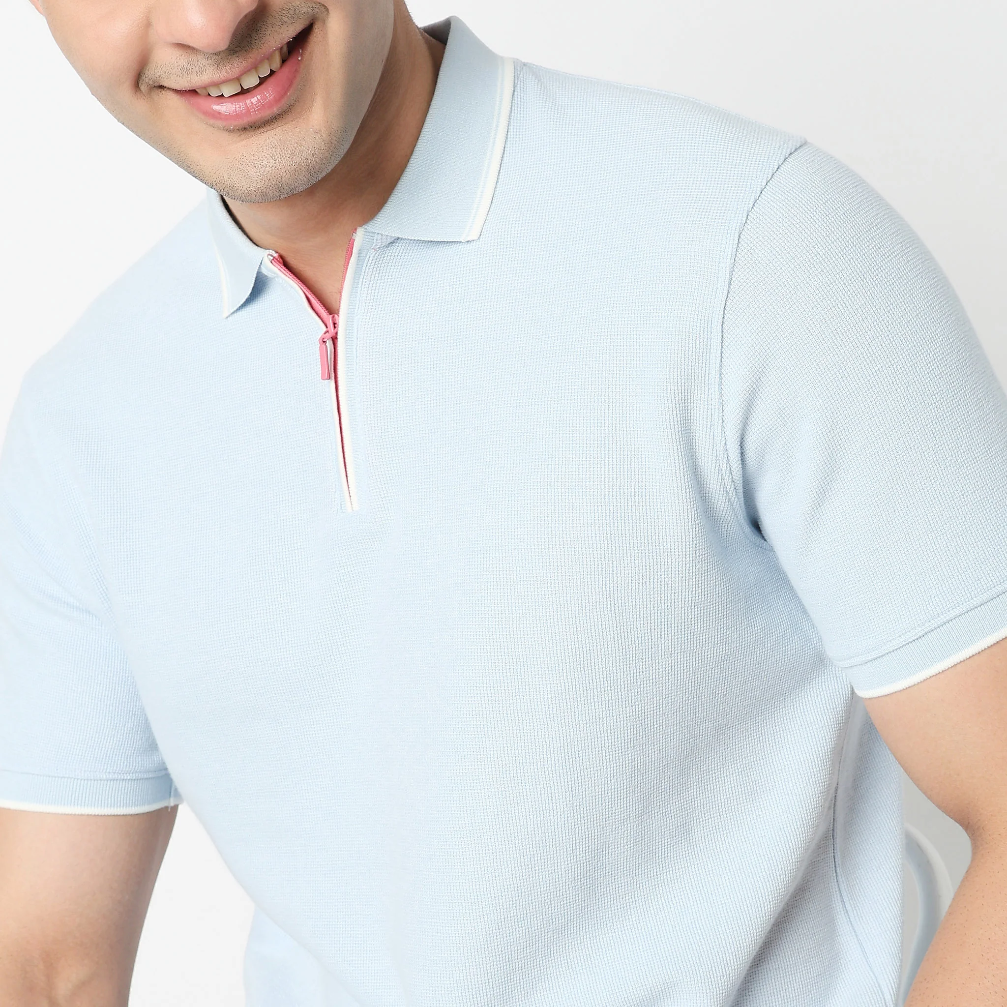 Smart Polo 2.0 Structured Knit with Trim-Zip Neck T-Shirt - Image 3