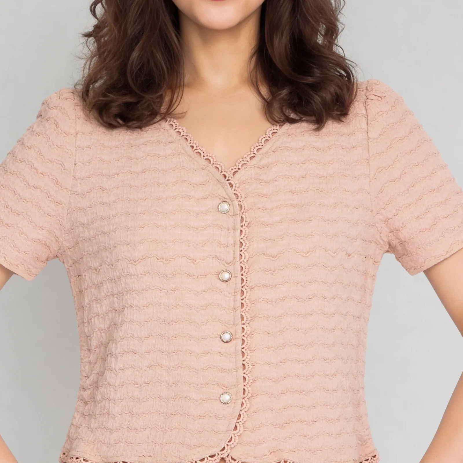 Structured V-Neck Cropped Top - Image 4