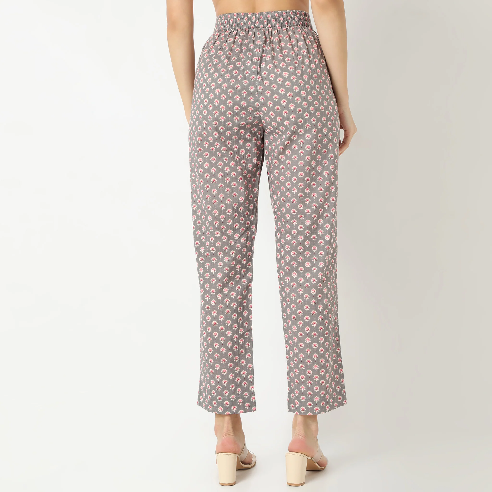 Tapered Fit Printed Ankle Length A-Line Pants - Image 3