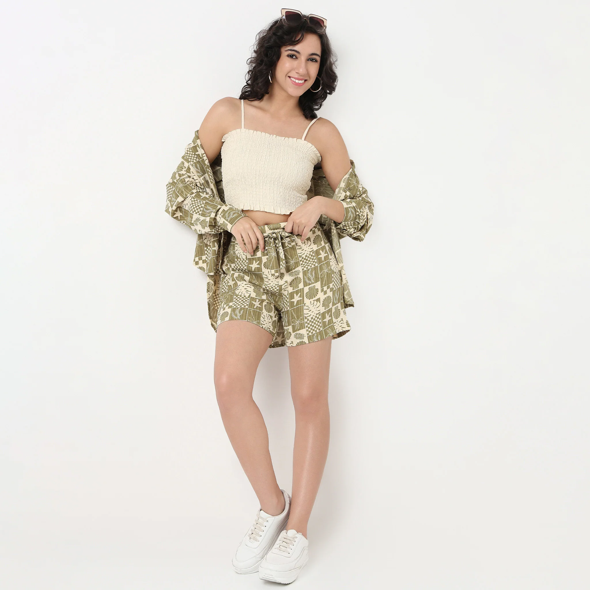 Textured Square Neck Slim Fit Crop Top - Image 2