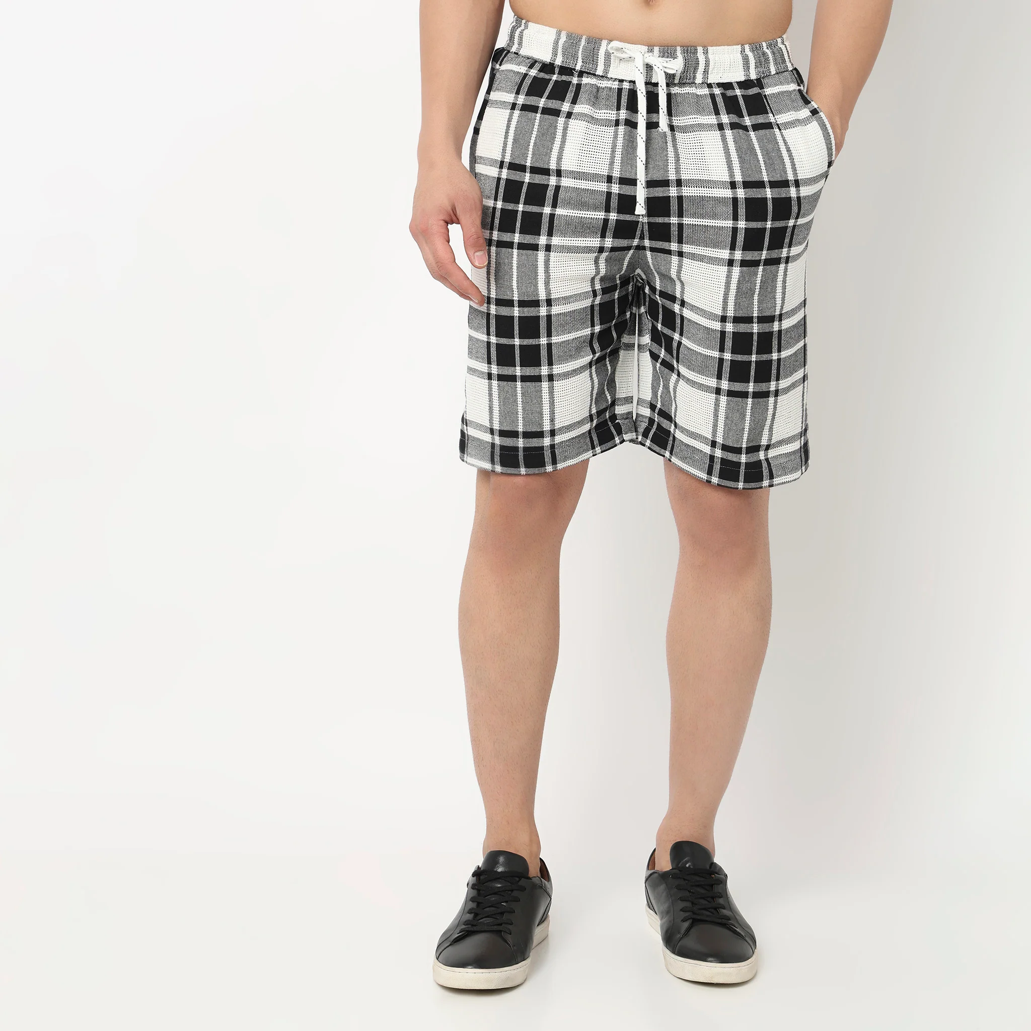 Trendy Yarn Dyed Textured Pull-On Shorts With Lots Of Oomph - Image 2