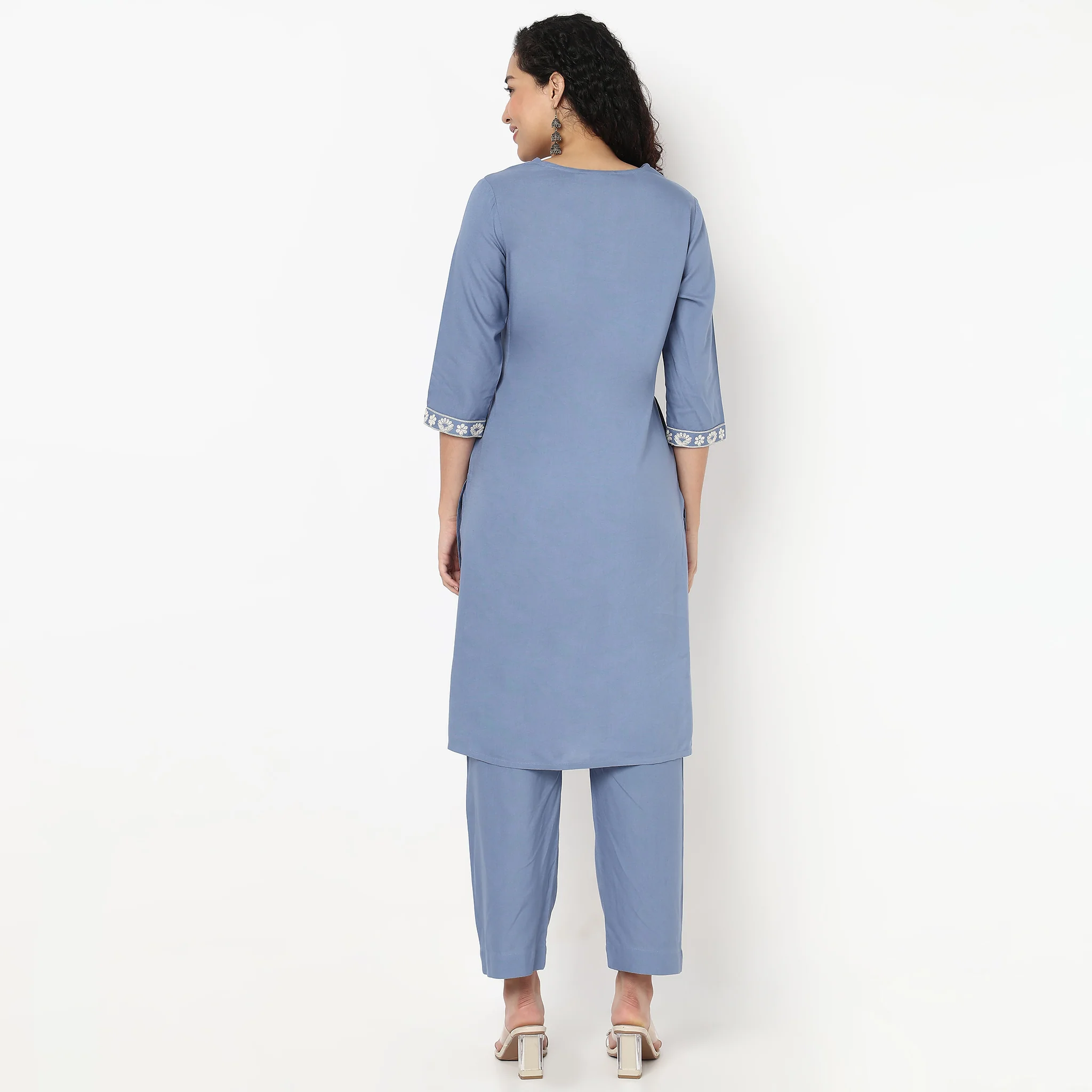 V-Neck Embroidered Kurta and Pant Set - Image 3