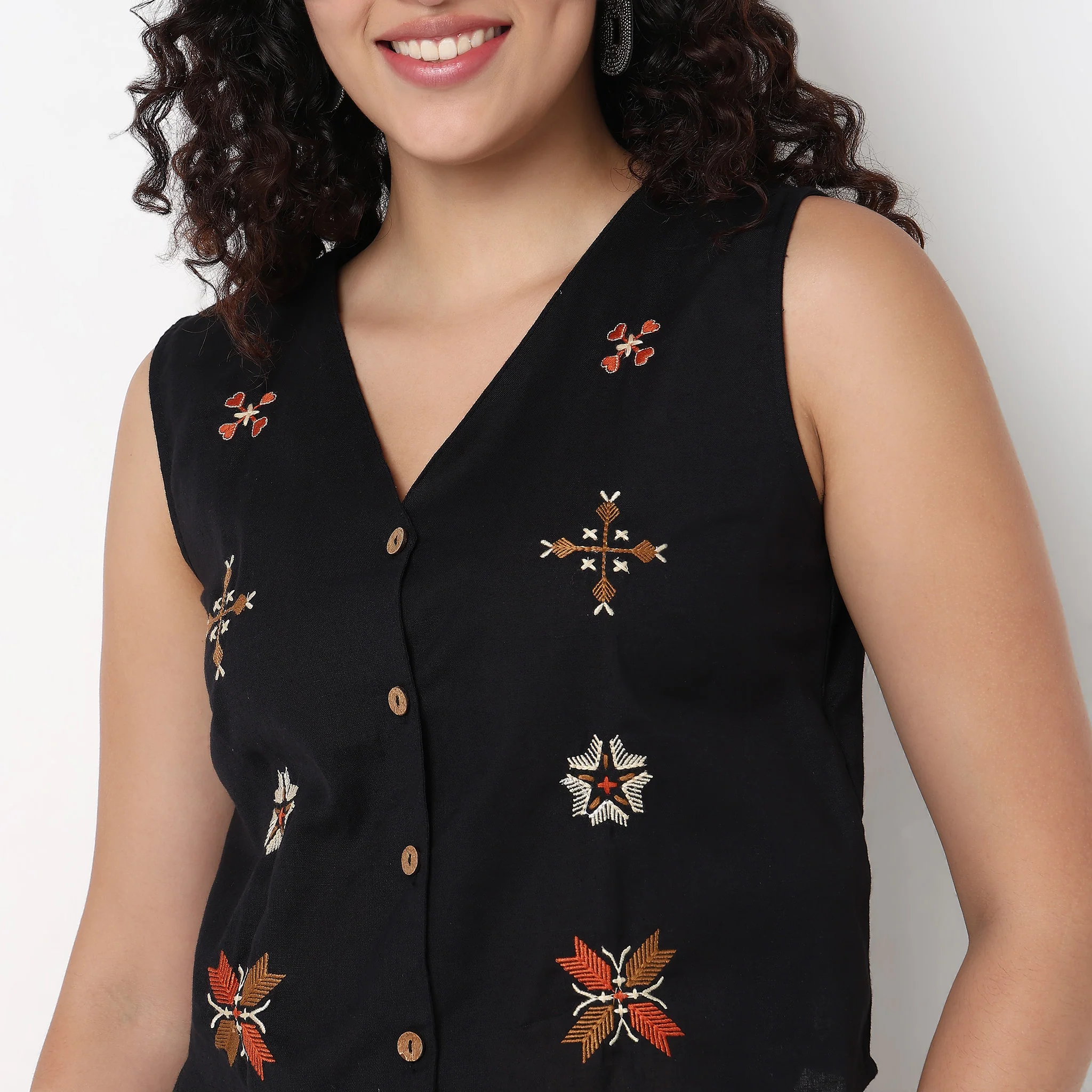 Embroidered V-Neck Vest Top - Image 4