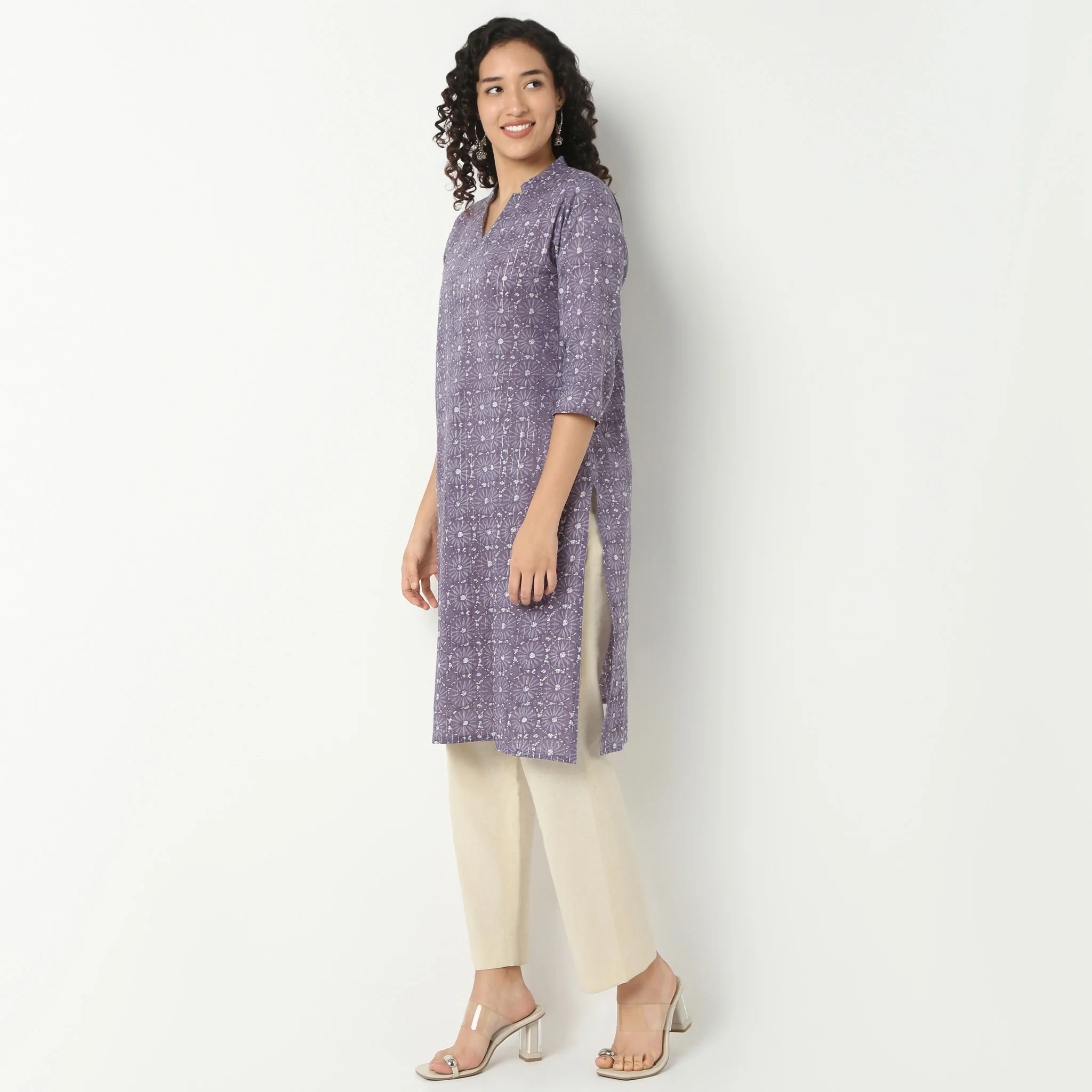 V-Neck Long Kurta With Notched Collar - Image 5