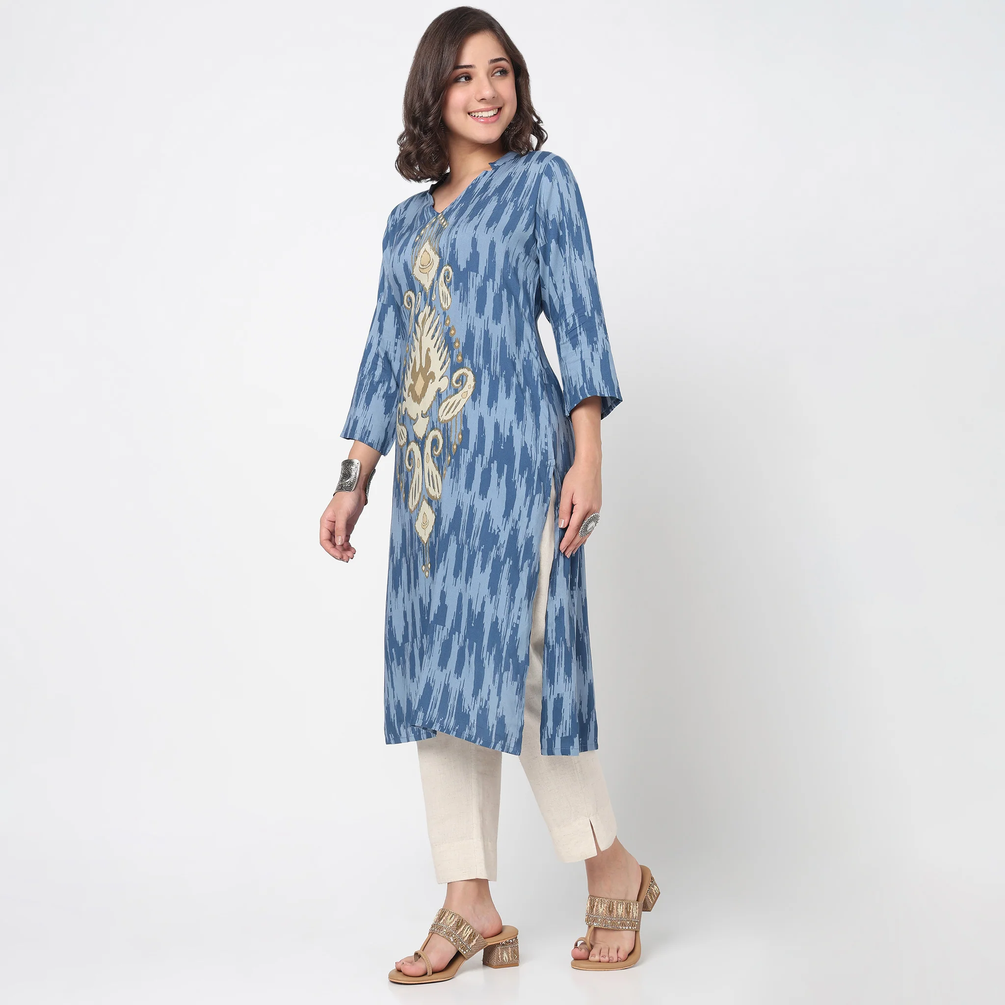 V-Neck Placement Printed Kurta - Image 5