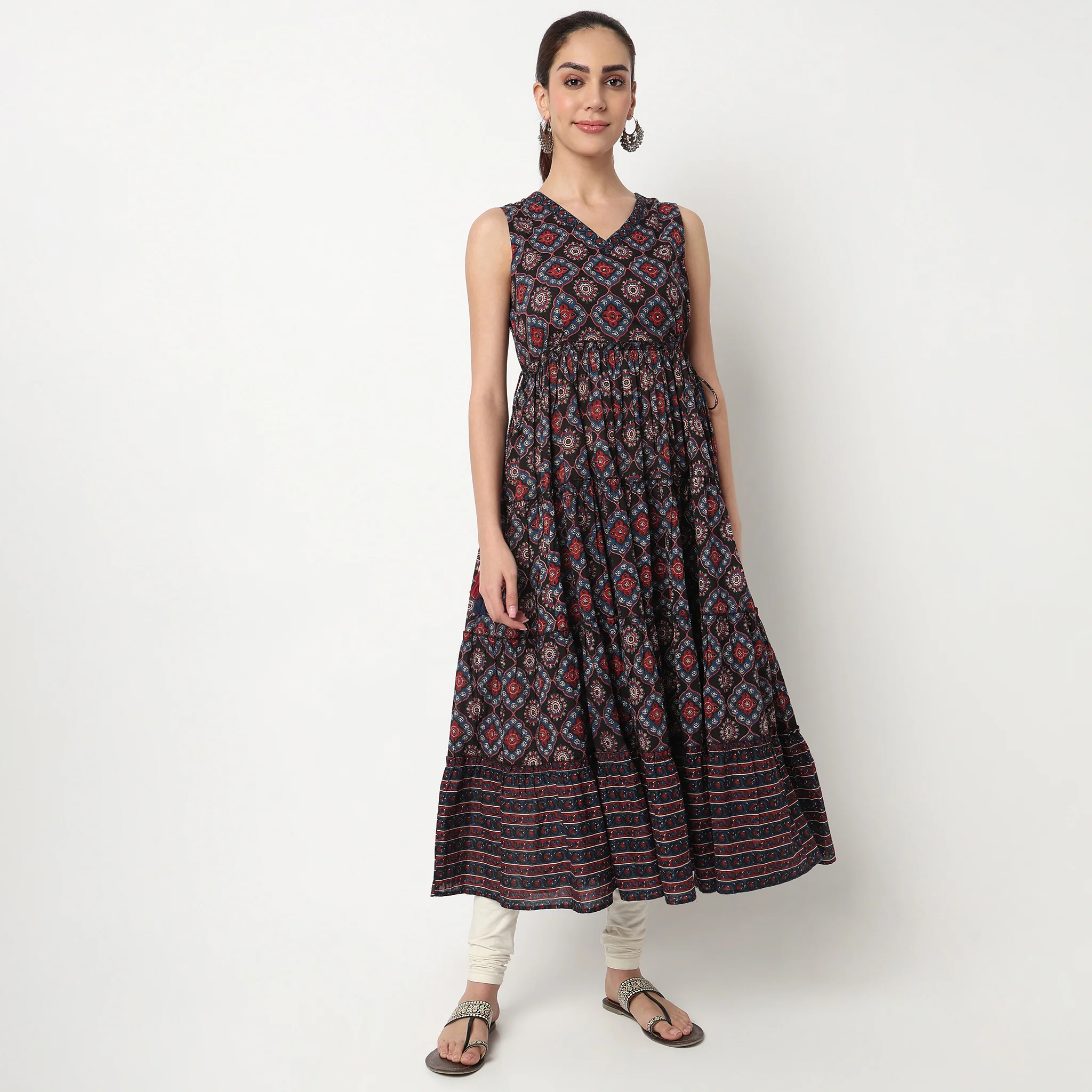 V-Neck Printed Flared Kurta - Image 2