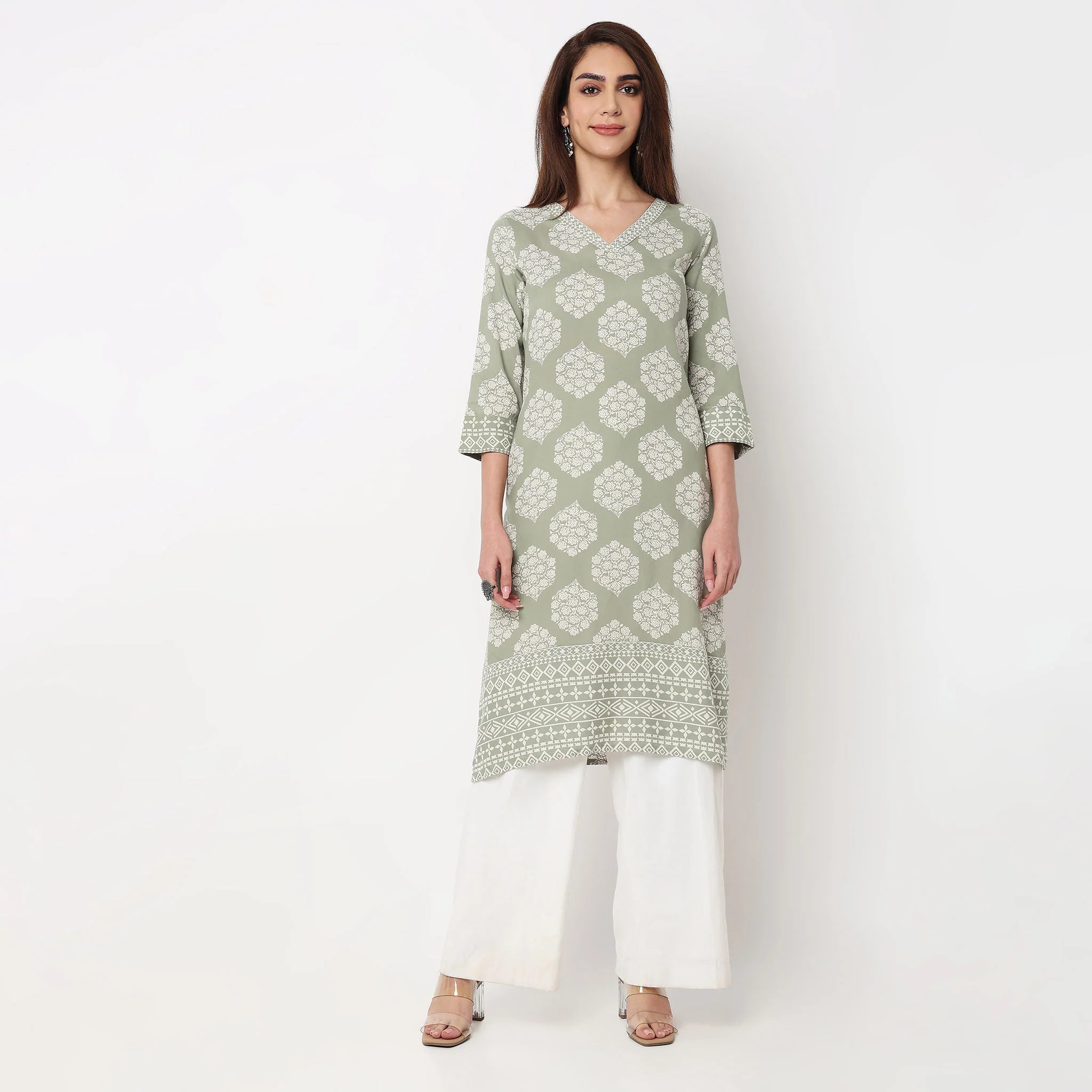V-Neck Printed Kurta - Image 2