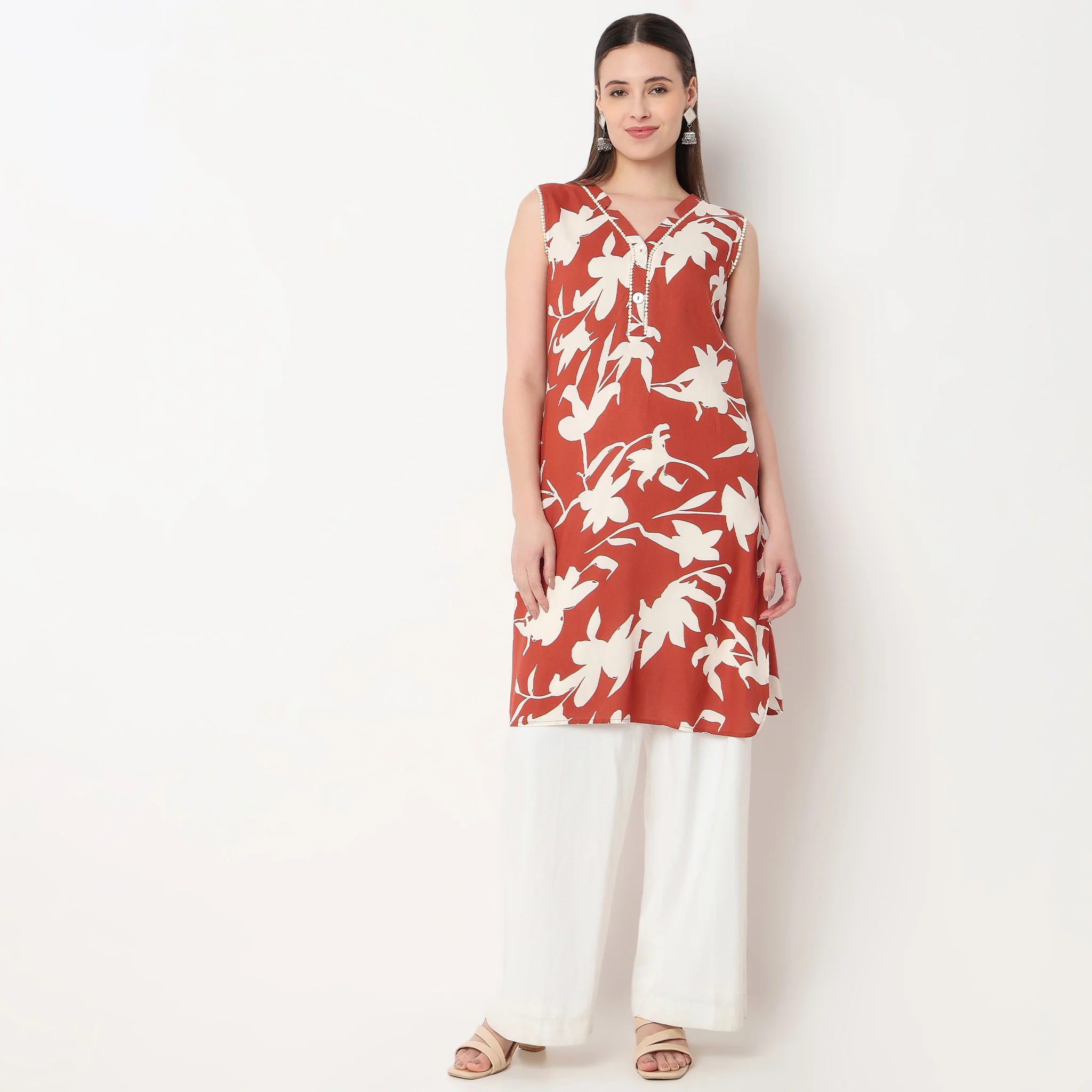 V-Neck Printed Kurta - Image 2