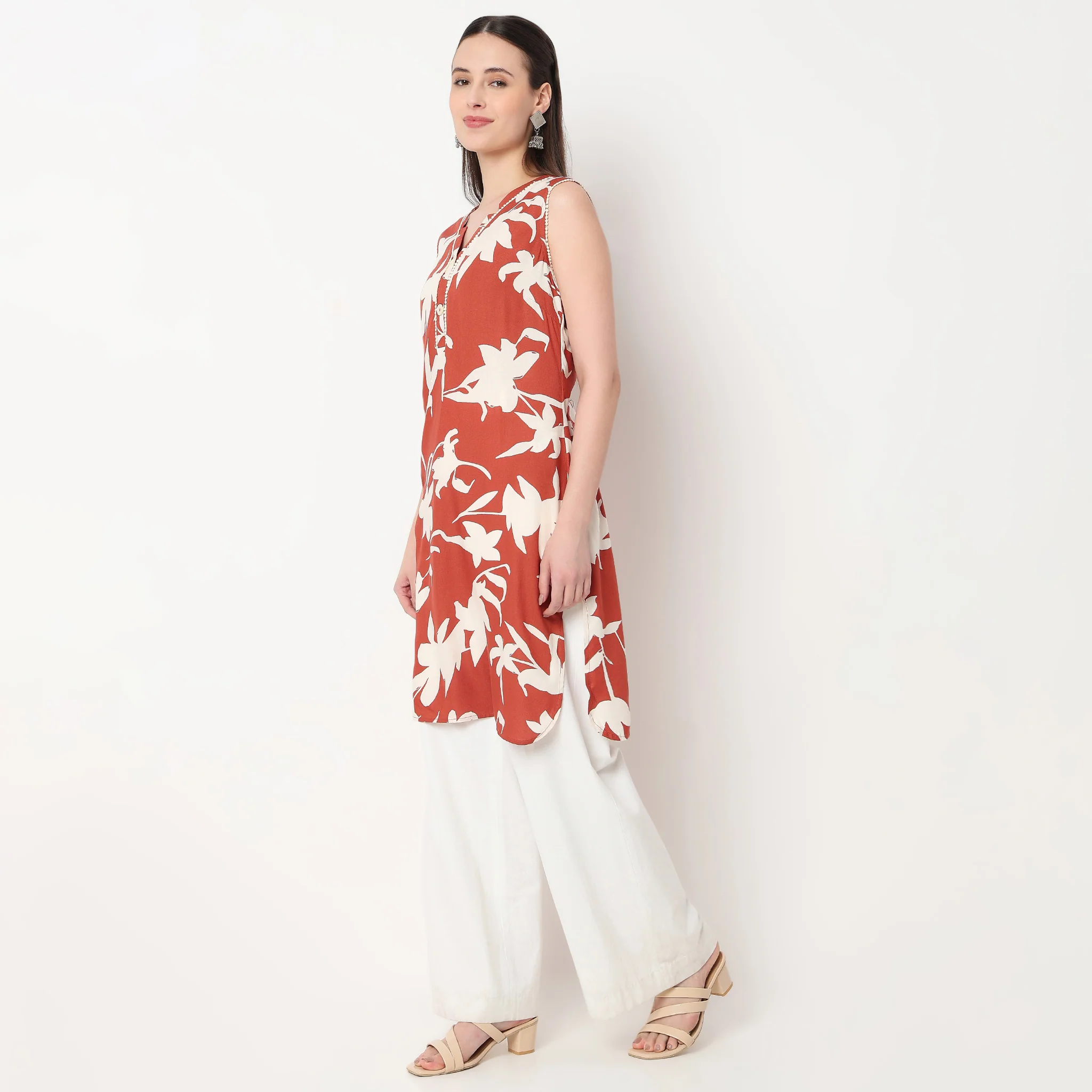 V-Neck Printed Kurta - Image 5