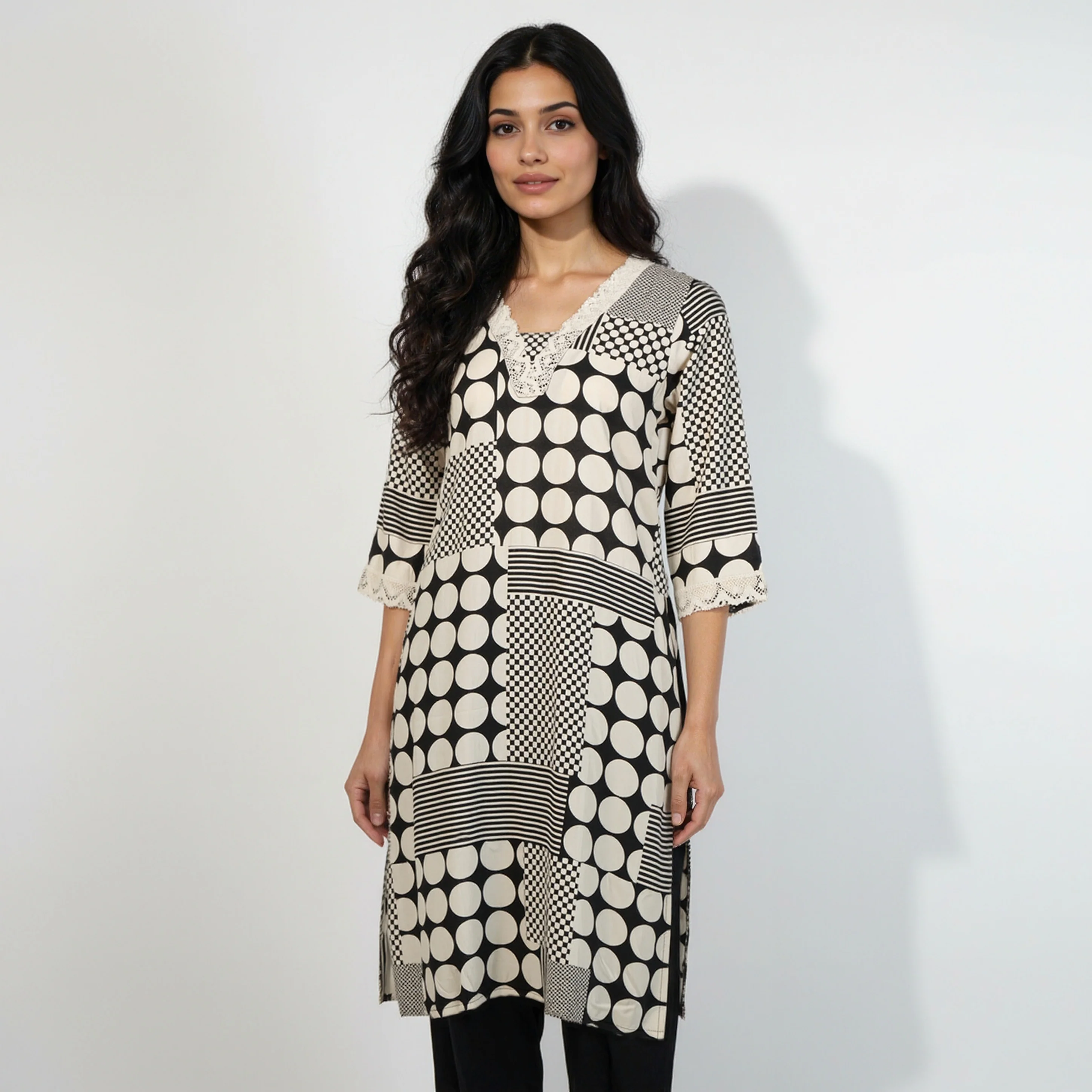 V-Neck Printed Kurta - Image 2