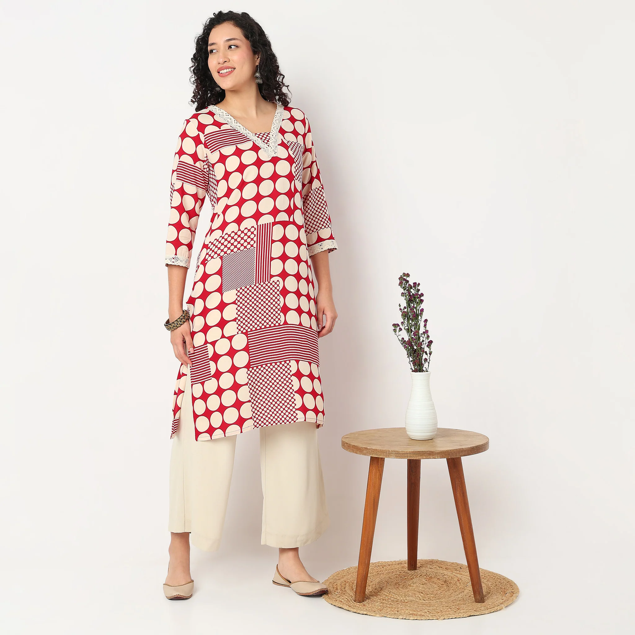 V-Neck Printed Kurta - Image 6