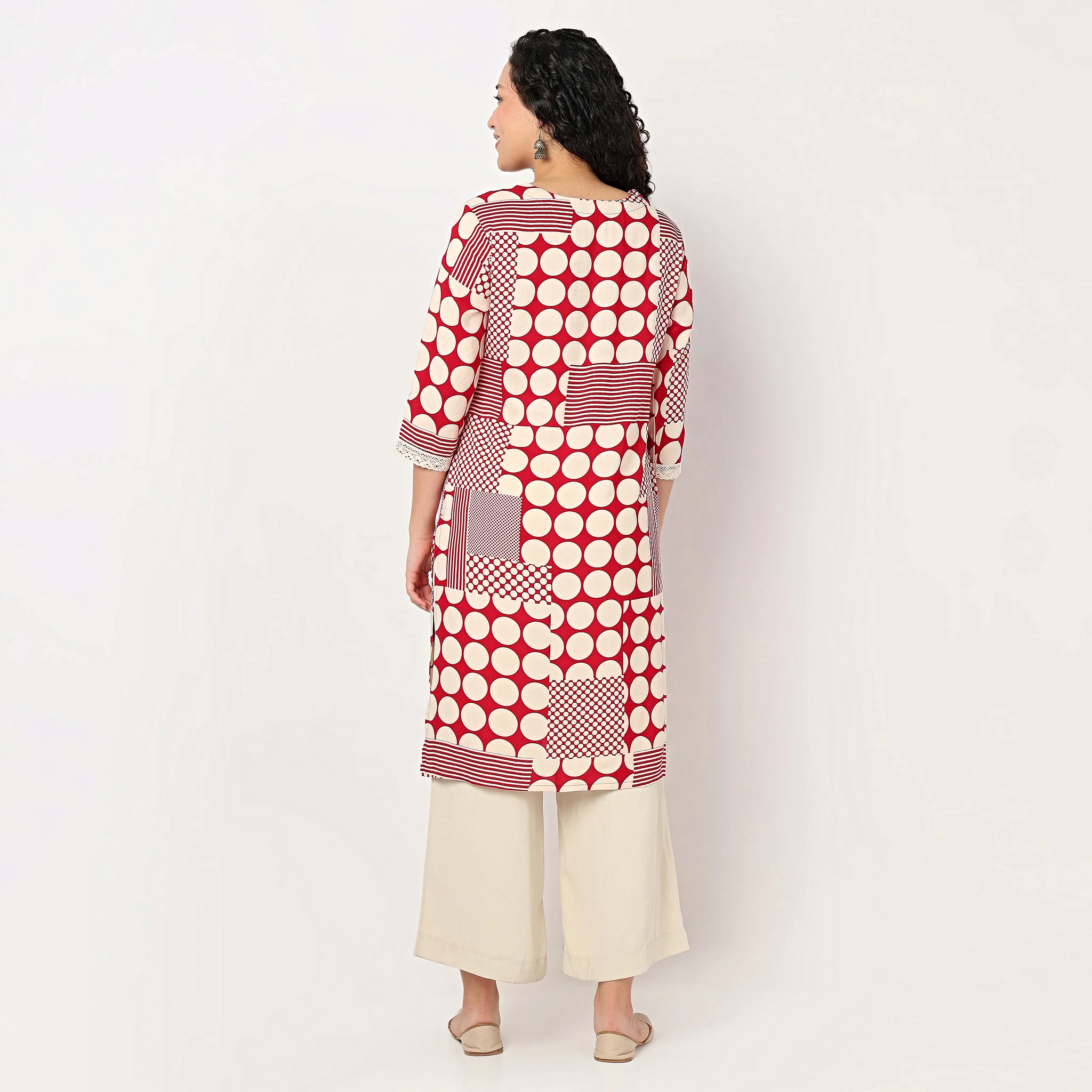 V-Neck Printed Kurta - Image 8