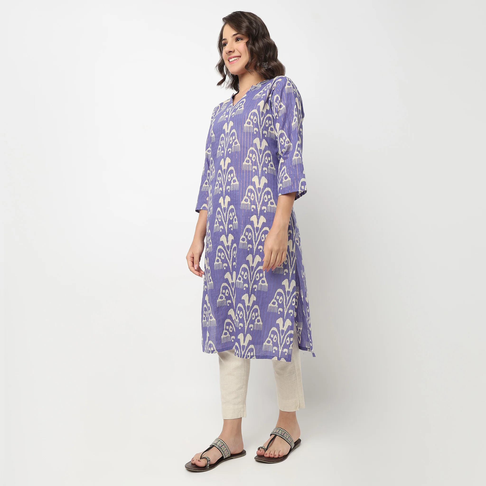 V-Neck Printed Long Kurta - Image 10