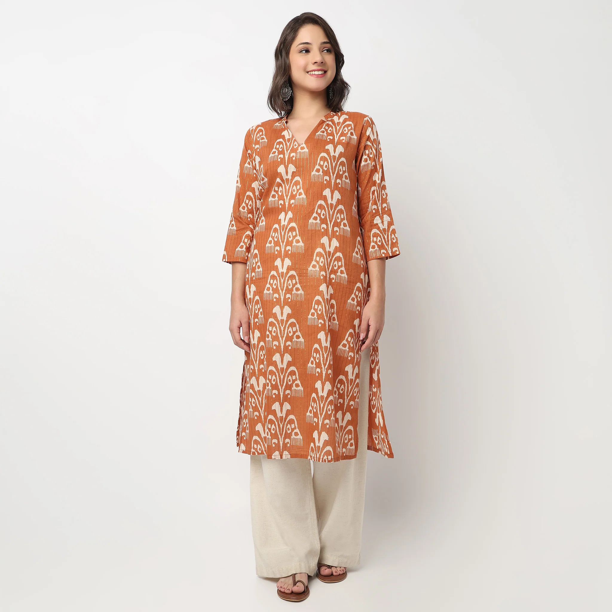 V-Neck Printed Long Kurta - Image 2