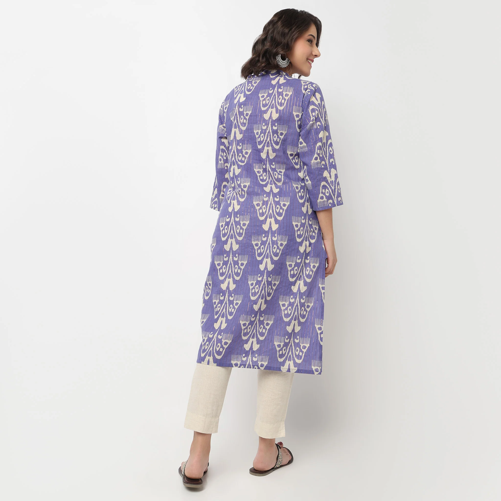 V-Neck Printed Long Kurta - Image 8