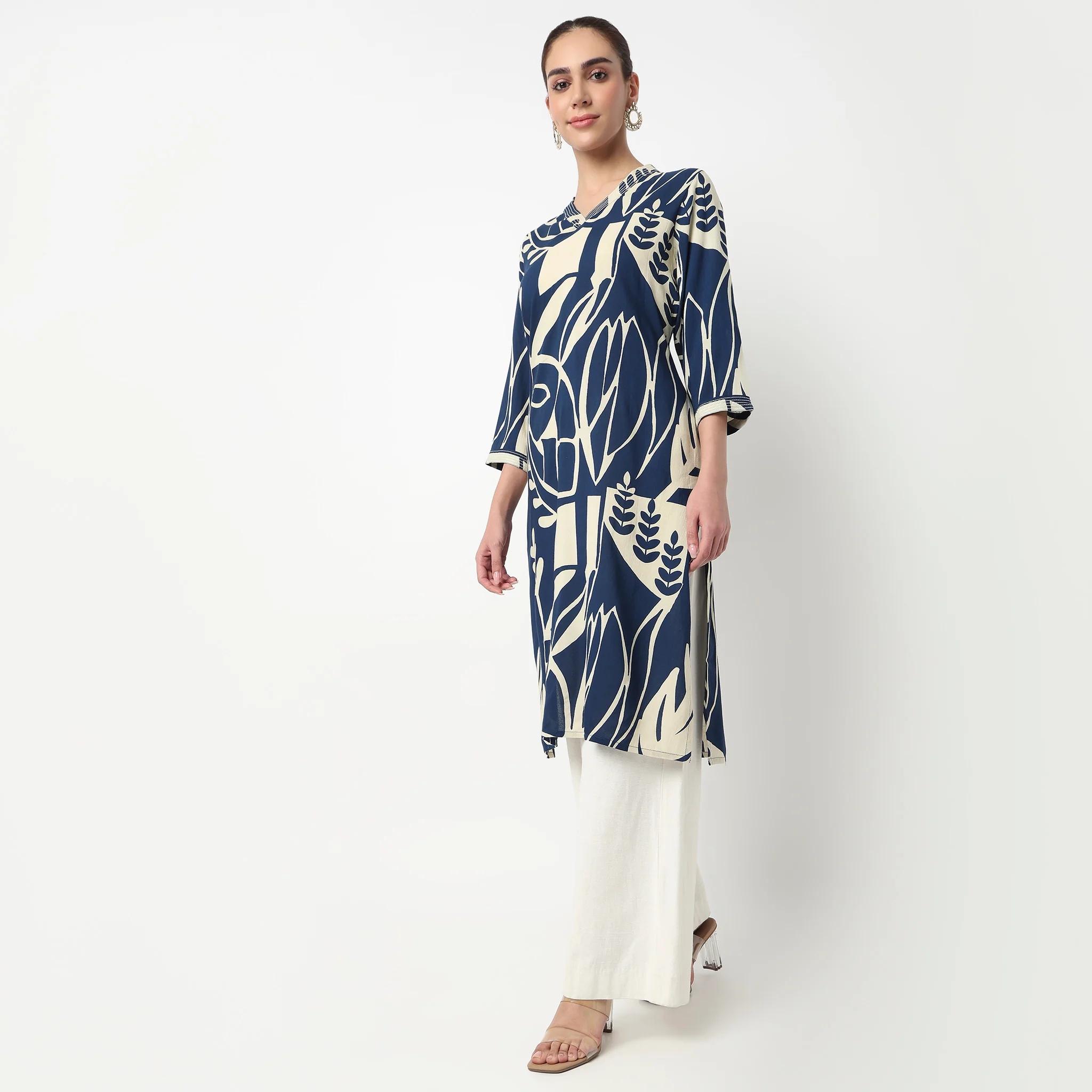 V-Neck Printed Slit Long Kurta - Image 5