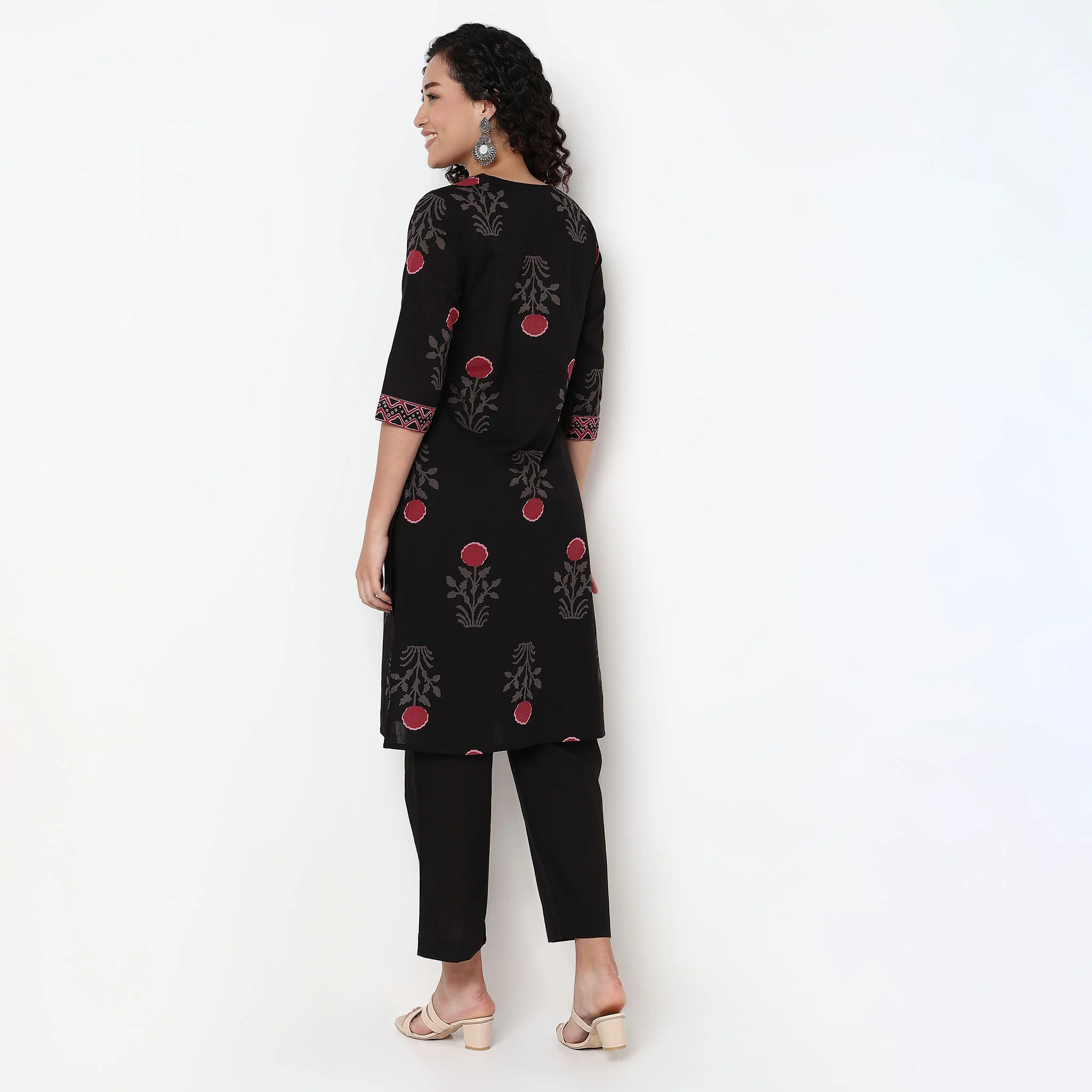 Cotton Printed Kurta and Pant with Dupatta Set - Image 3
