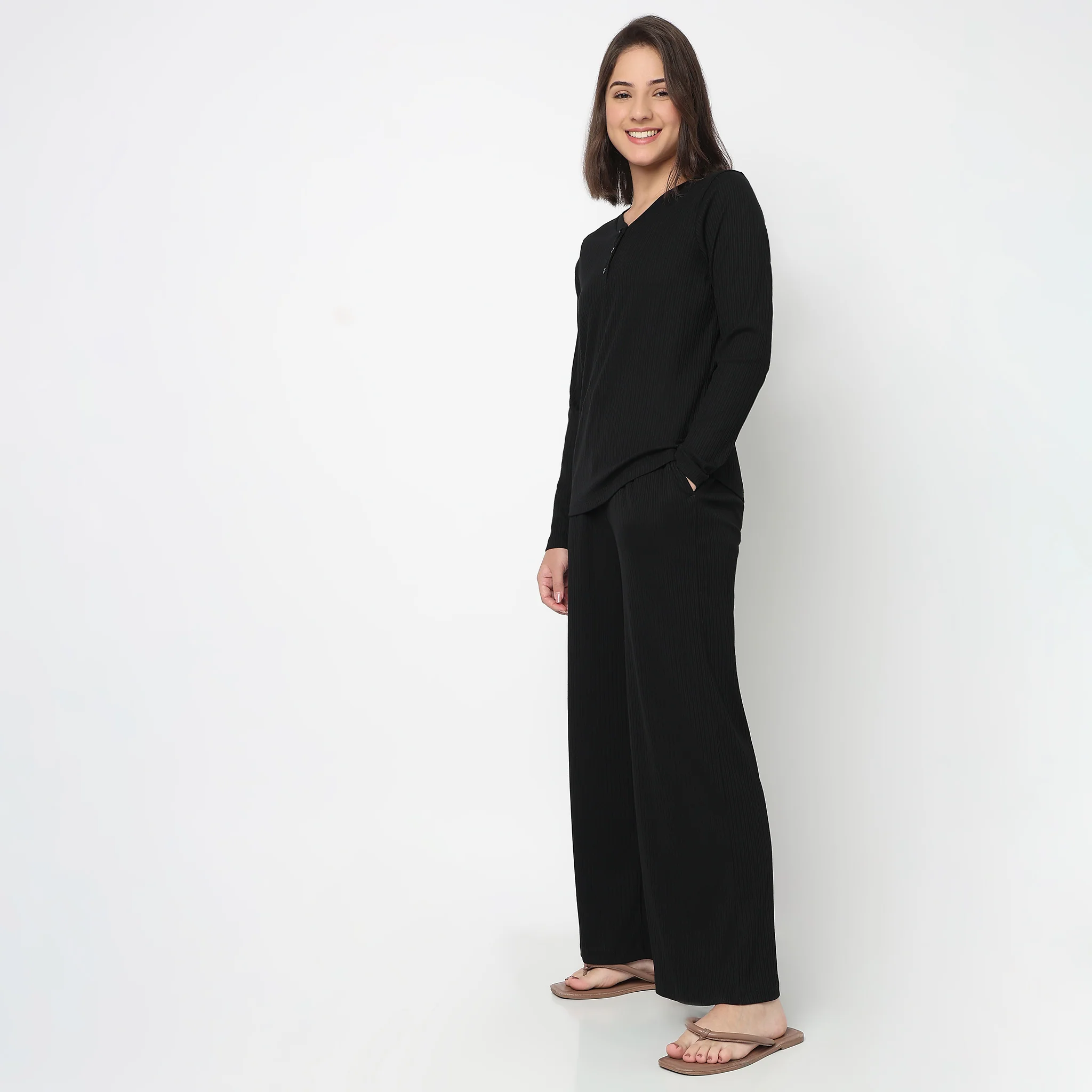 V-Neck T-Shirt with Pyjama Sleepwear Set - Image 5