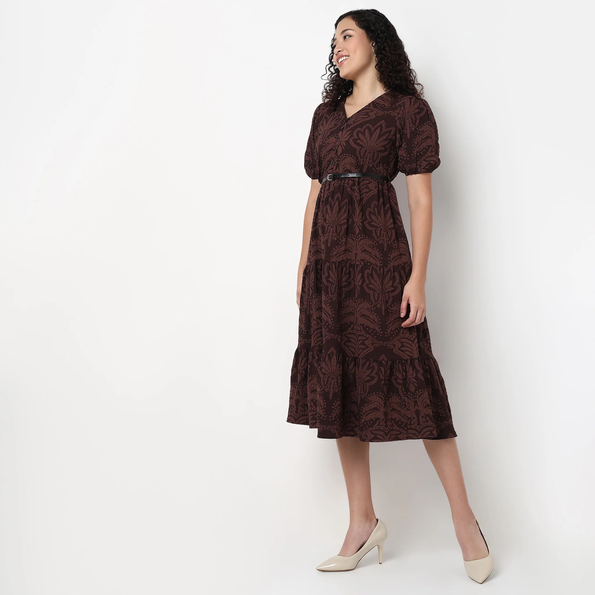 V-Neck Tiered Printed Dress - Image 5