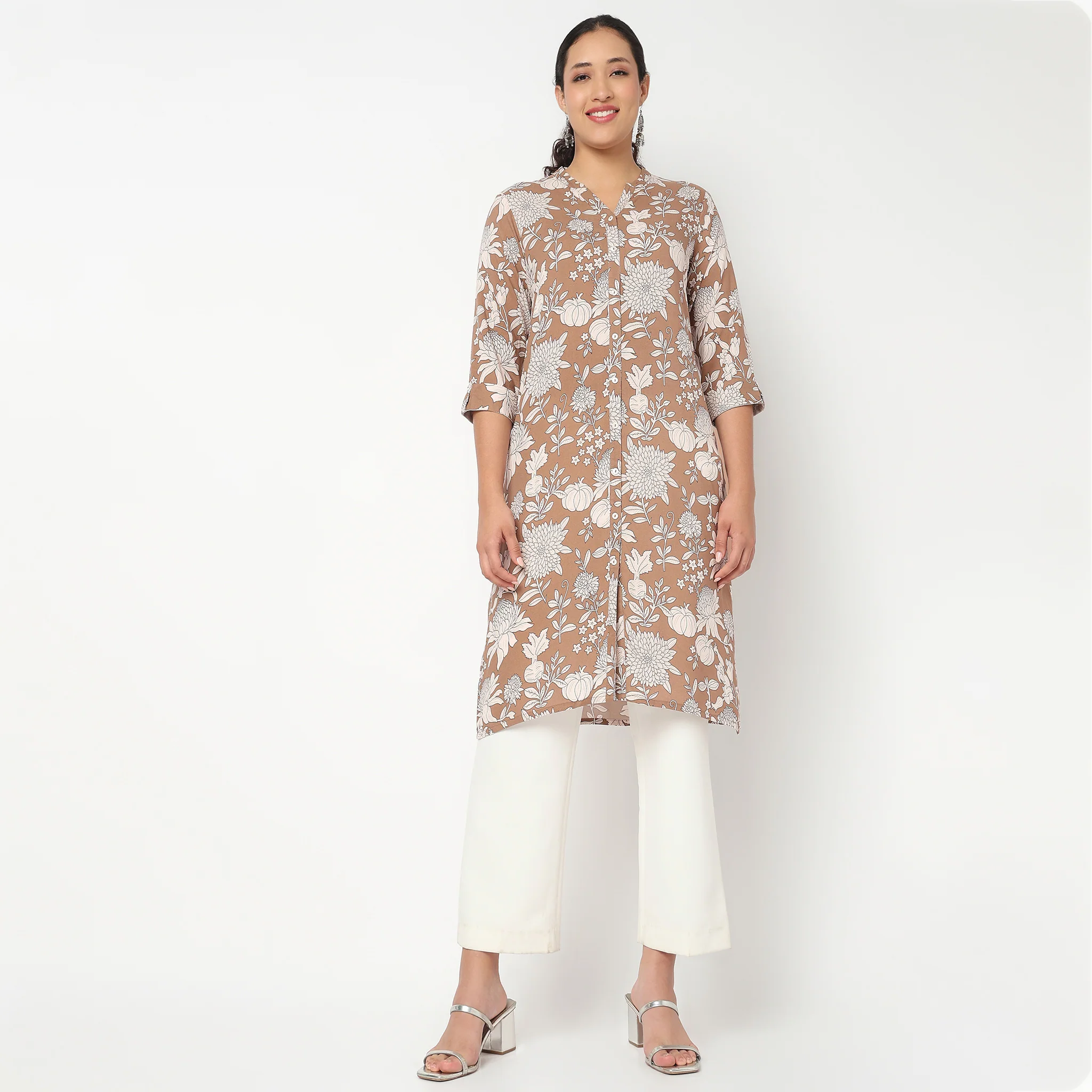 V Neck With Lace Detailing Long Kurta - Image 2