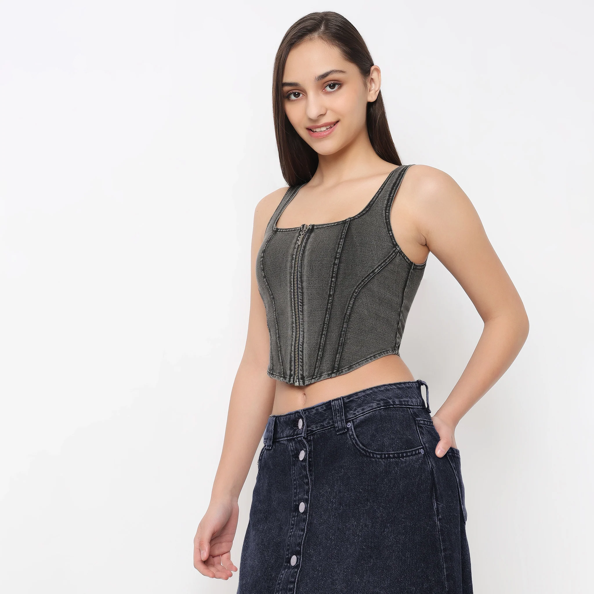Versatile Print Denim Crop Top - Image 5