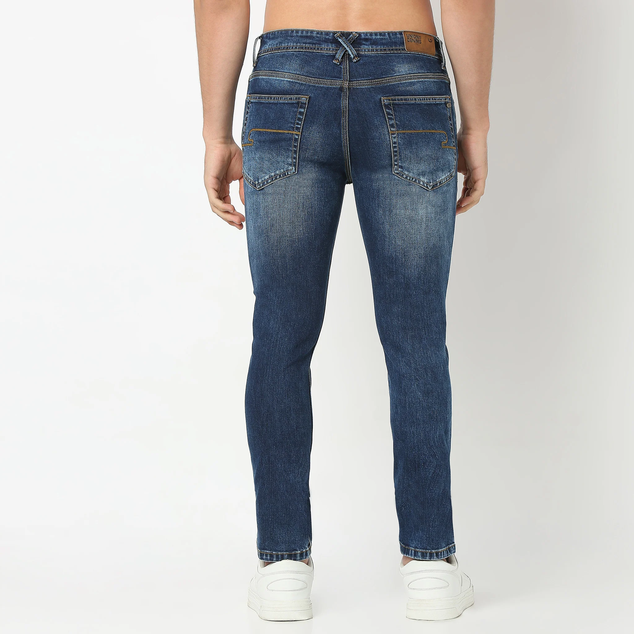 Vintage Worn Out Look Slim Crop Fit Jeans - Image 3