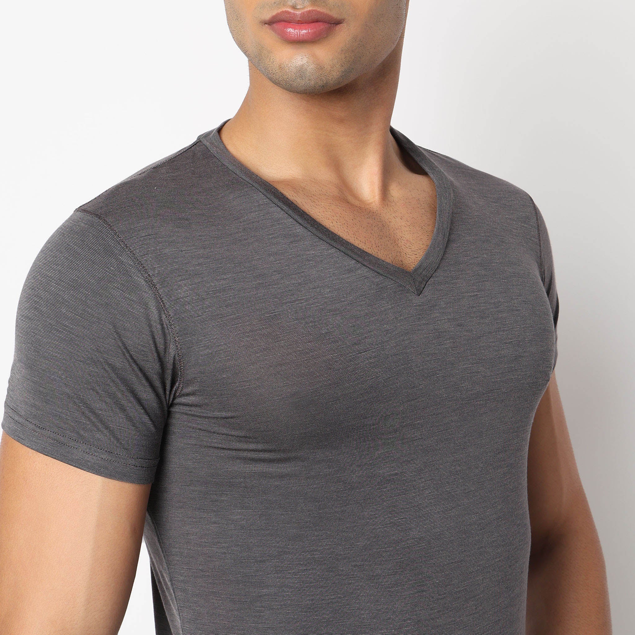 Heat-X HX-600 Half Sleeve Thermal Unisex T-Shirt – Warm and Best for Cold Conditions - Image 4