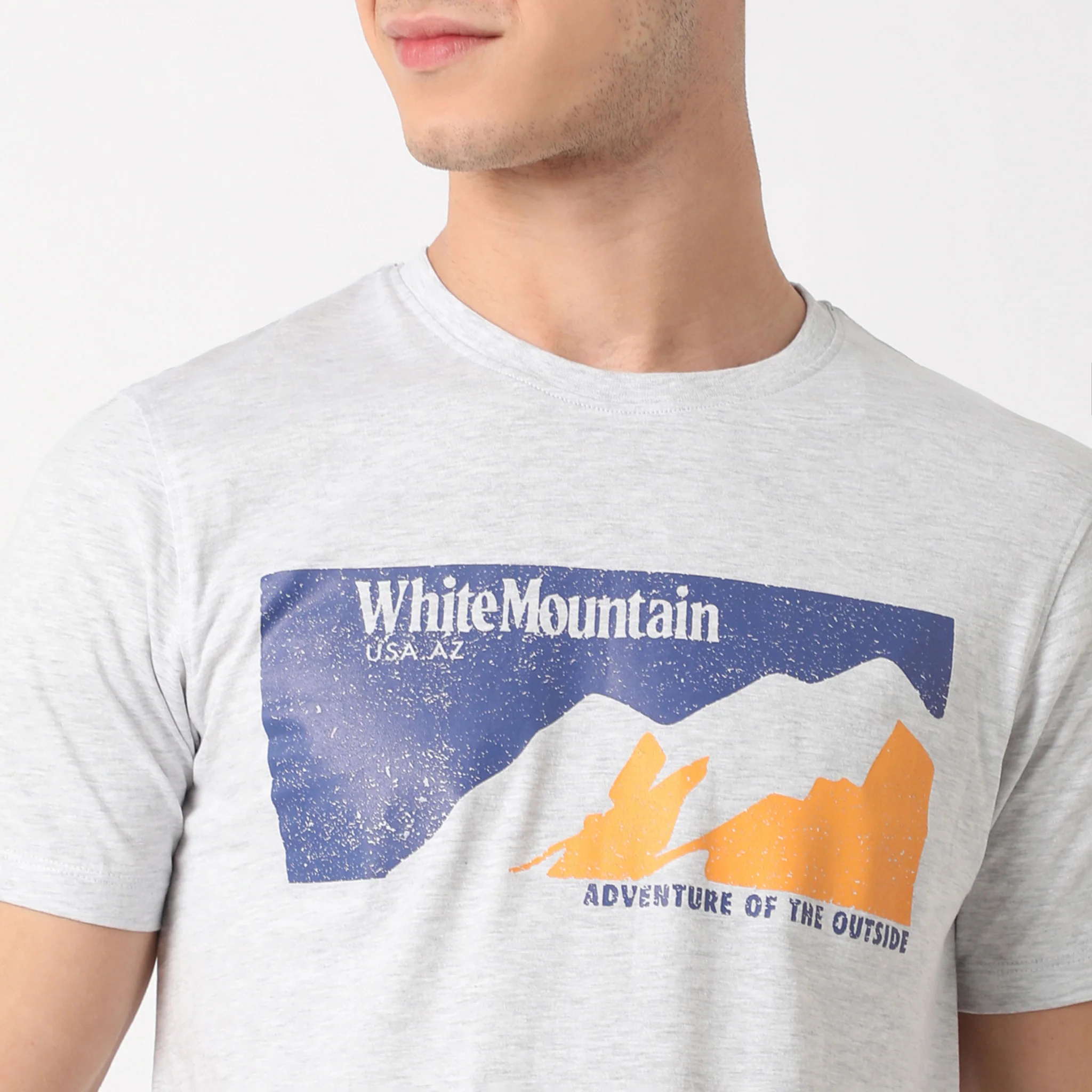 White Mountain Graphic Crew Neck T-Shirt - Image 5