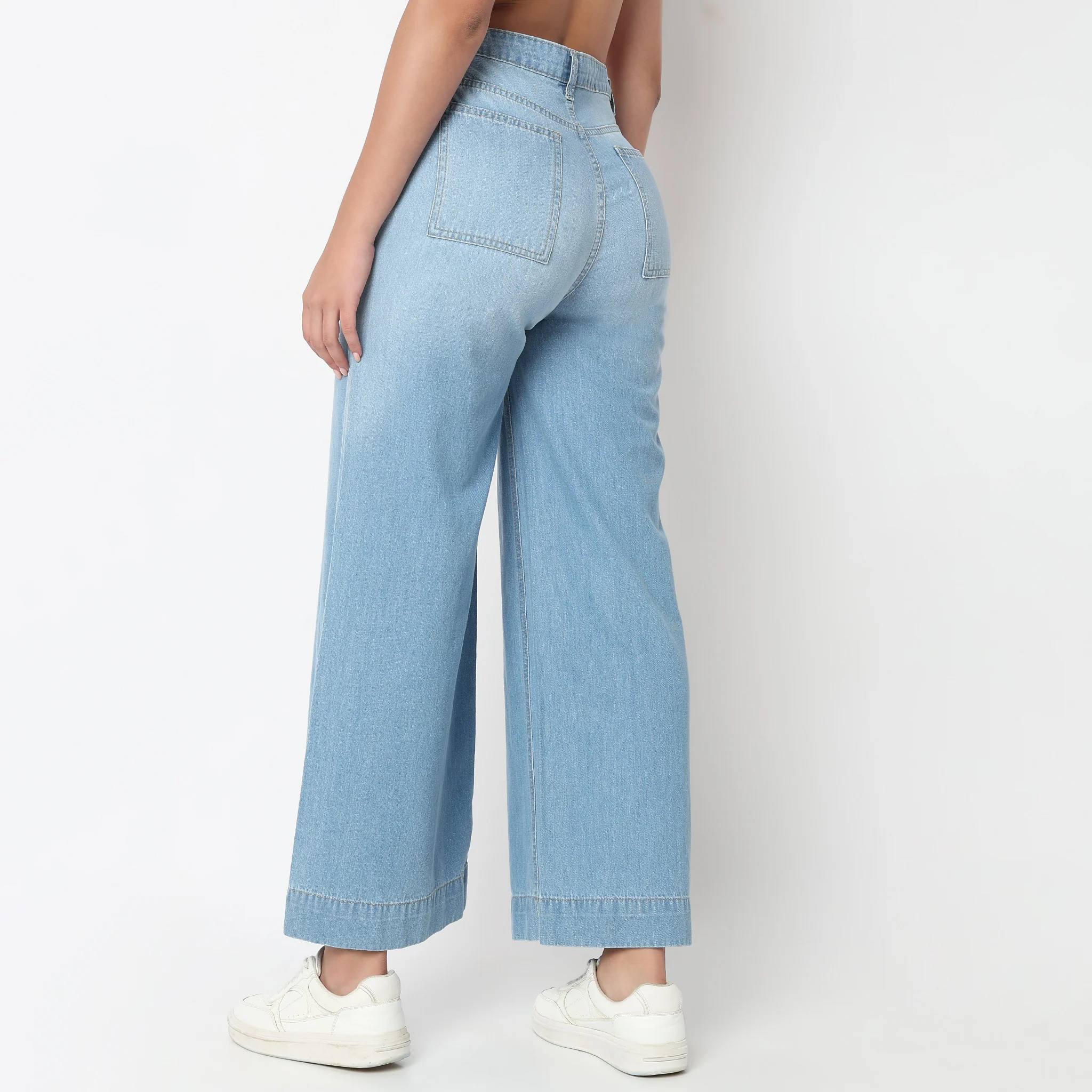 Wide Leg Street Look Denim - Image 3