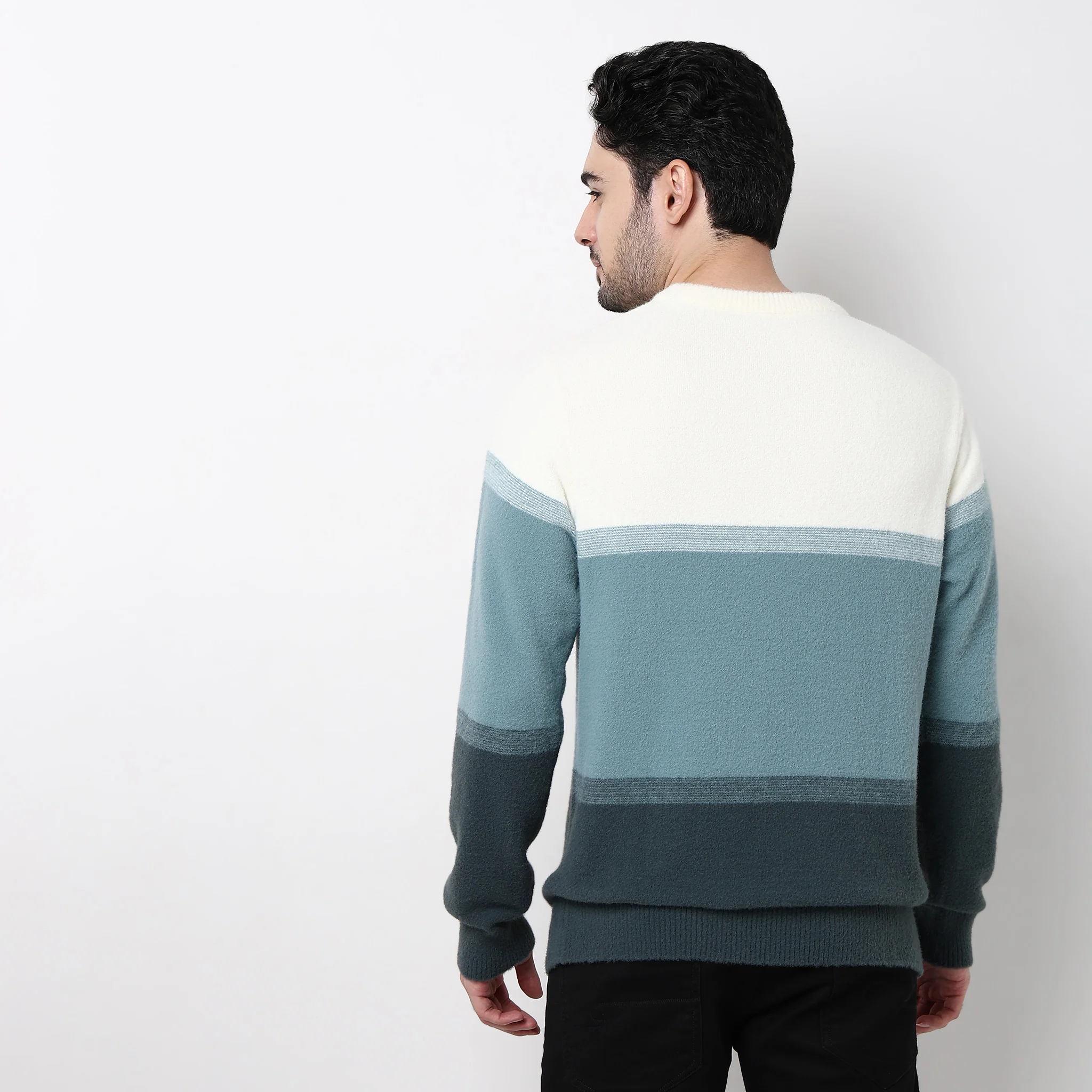 Winter Edit Smart Sweater - Image 3