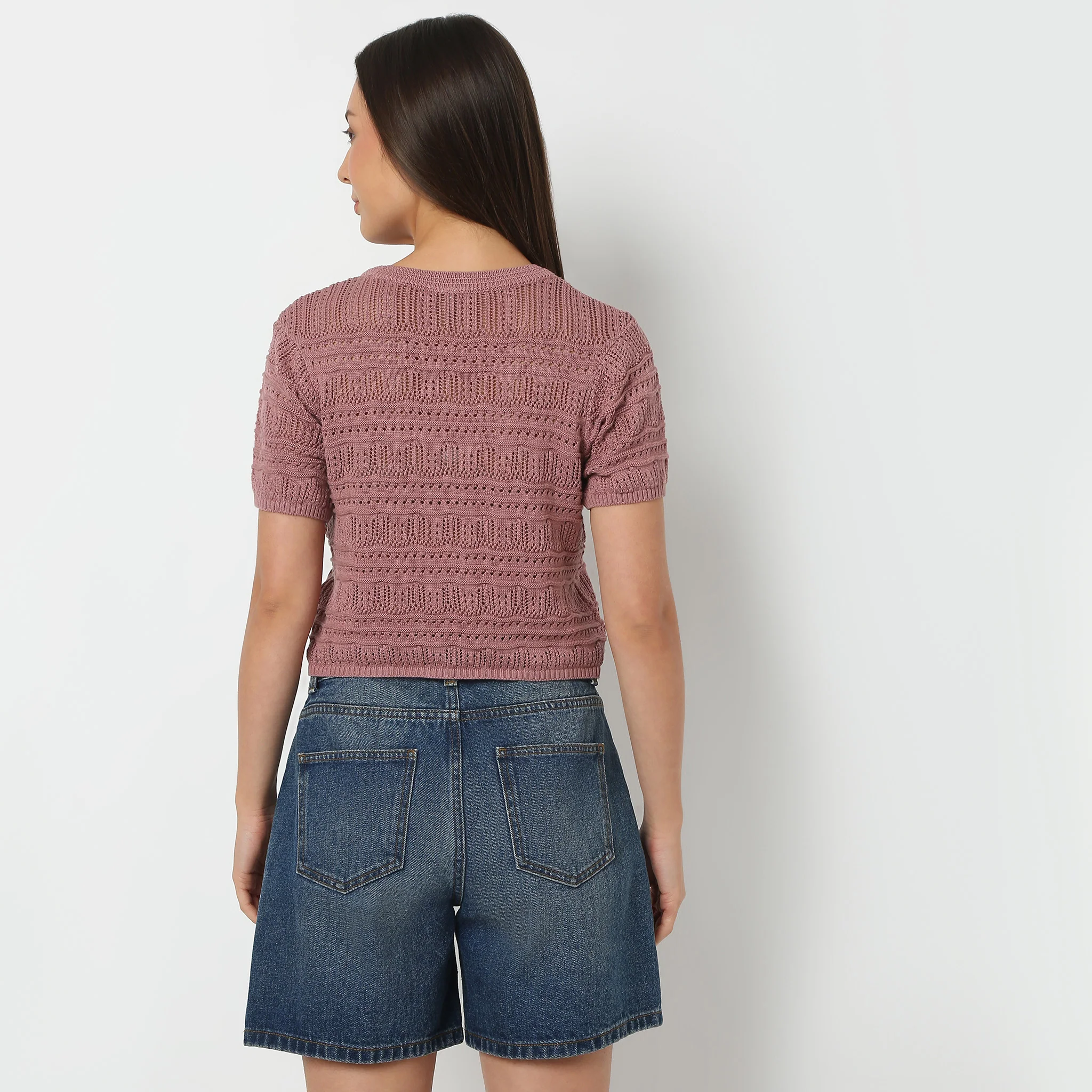Round Neck Structured Crop T-Shirt - Image 3