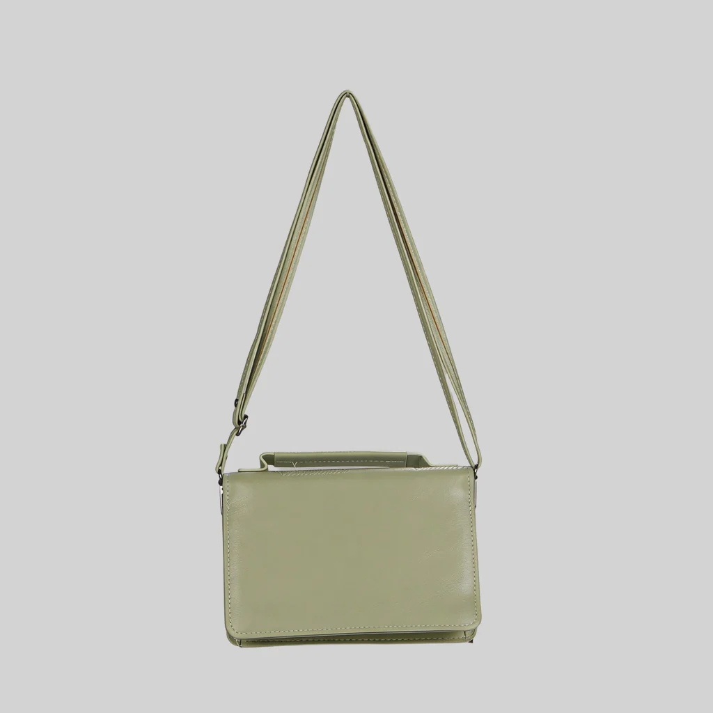 Women Solid Sling Bag - Image 12