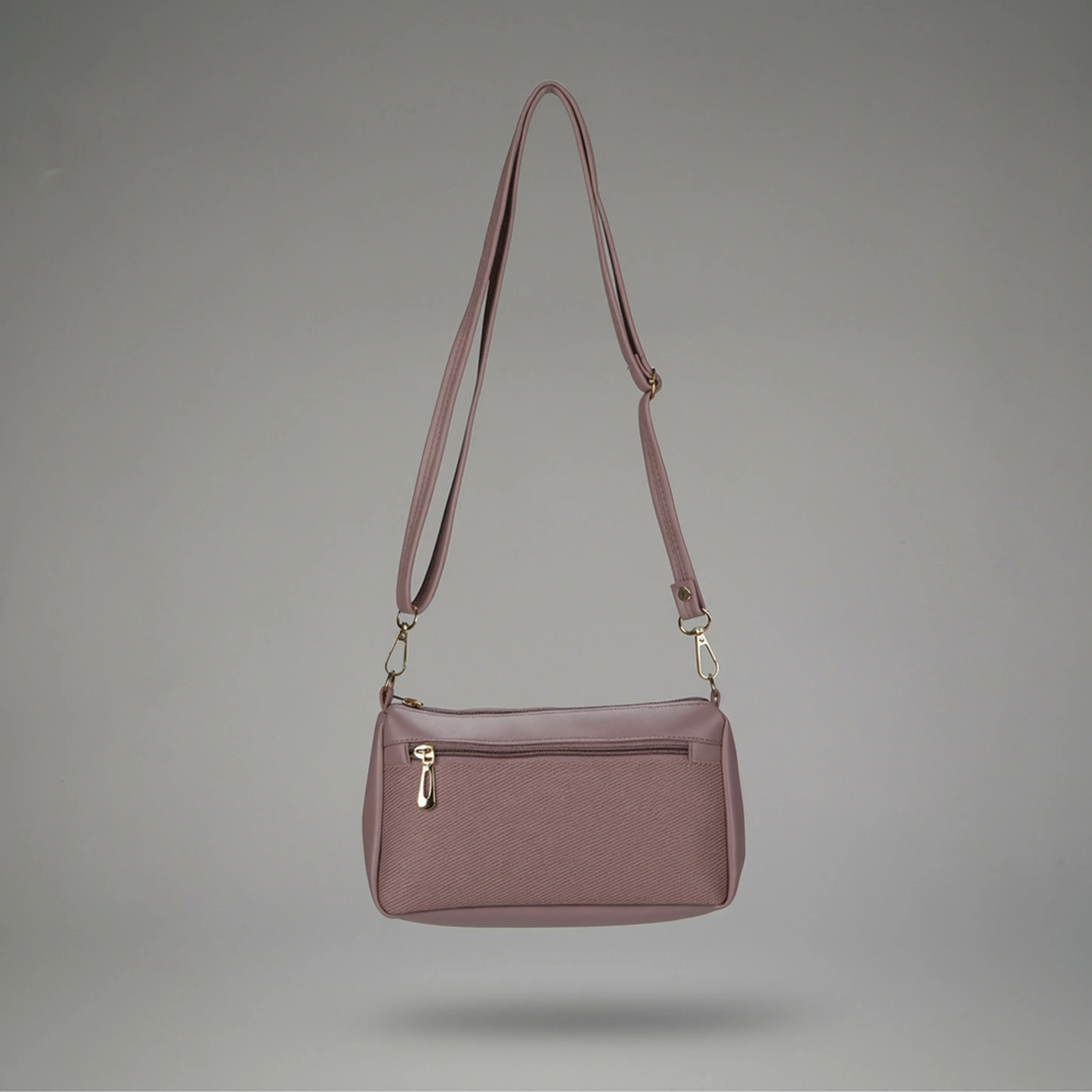 Women Solid Sling Bag - Image 3