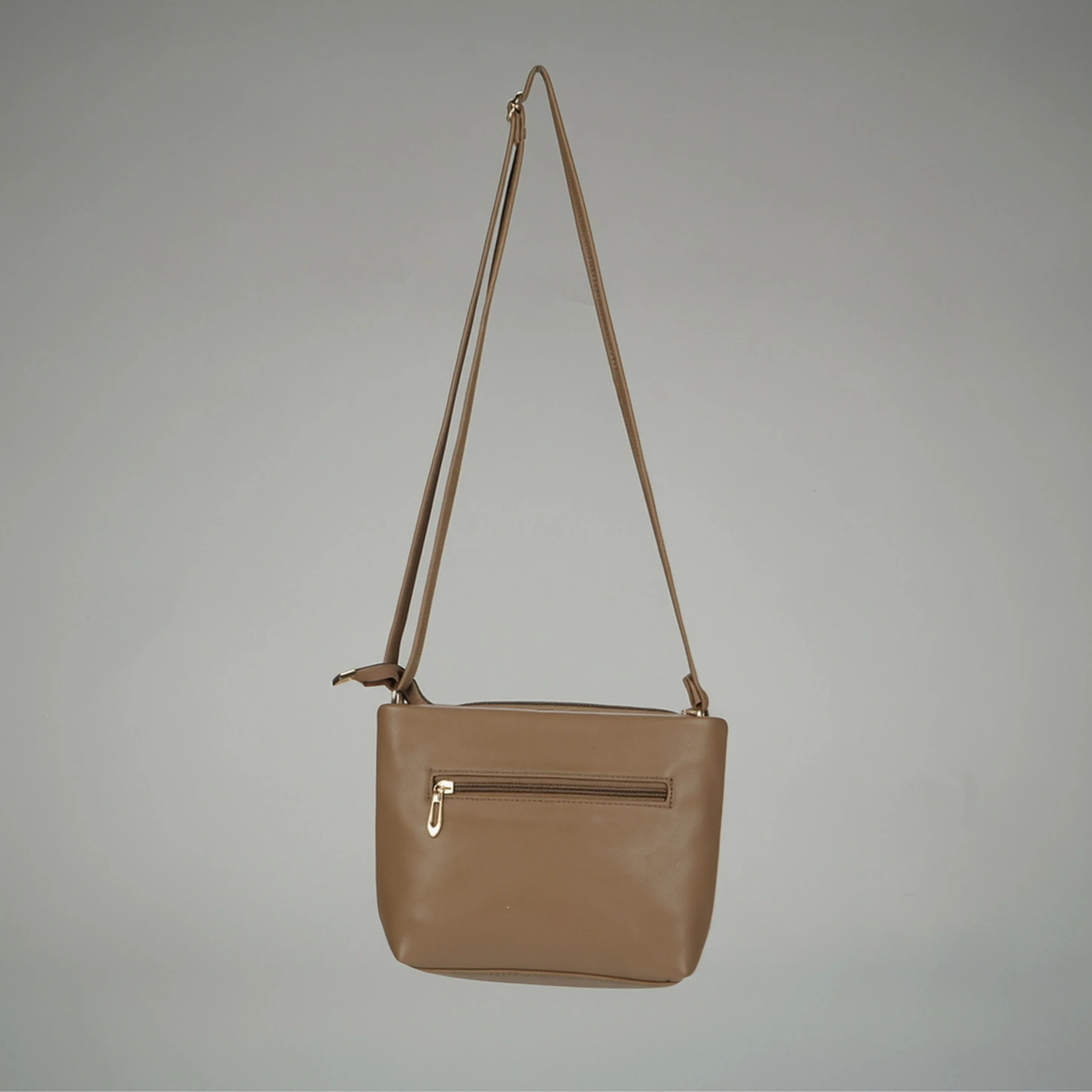Women Solid Sling Bag - Image 8