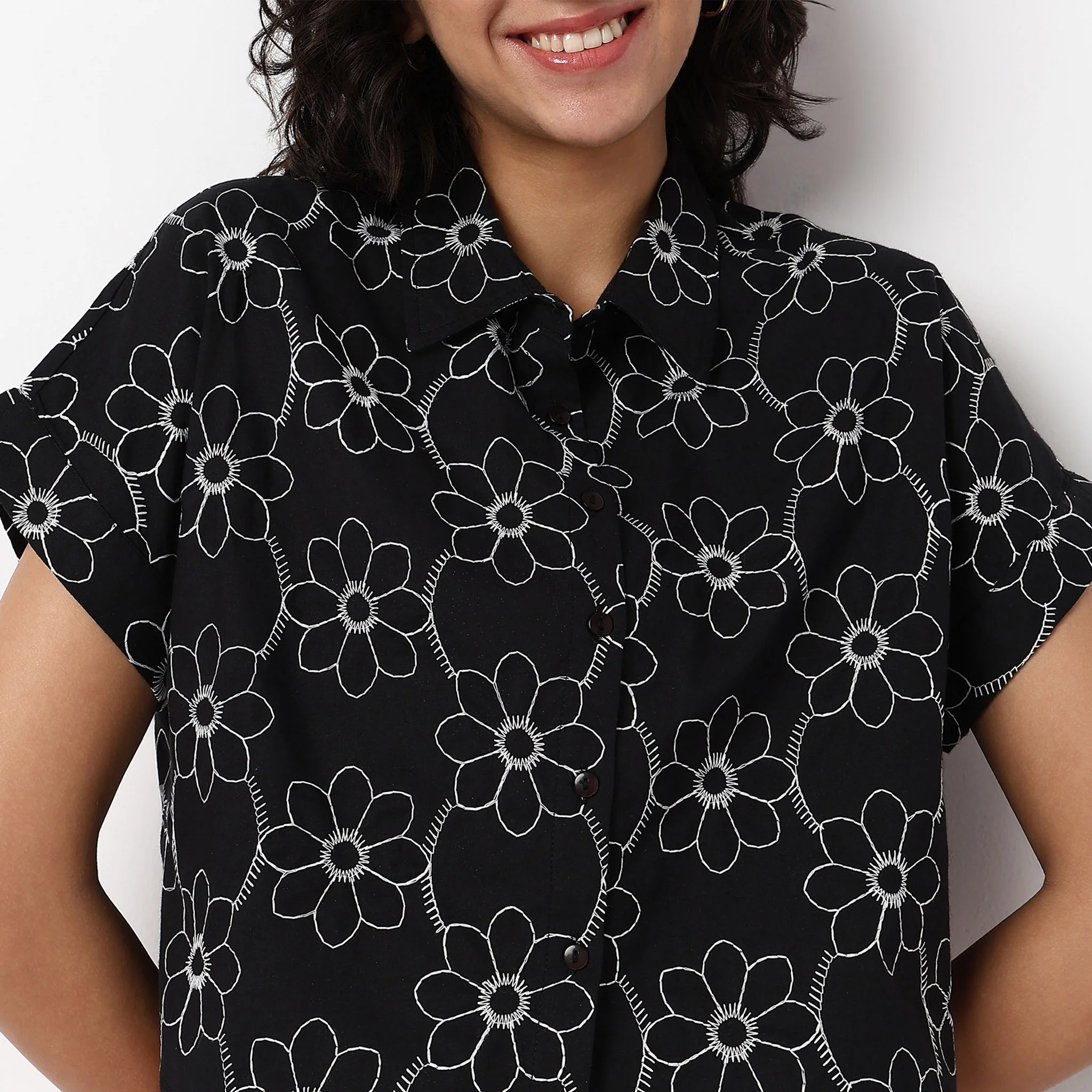 Woven Embroidered Cotton Shirt - Image 4