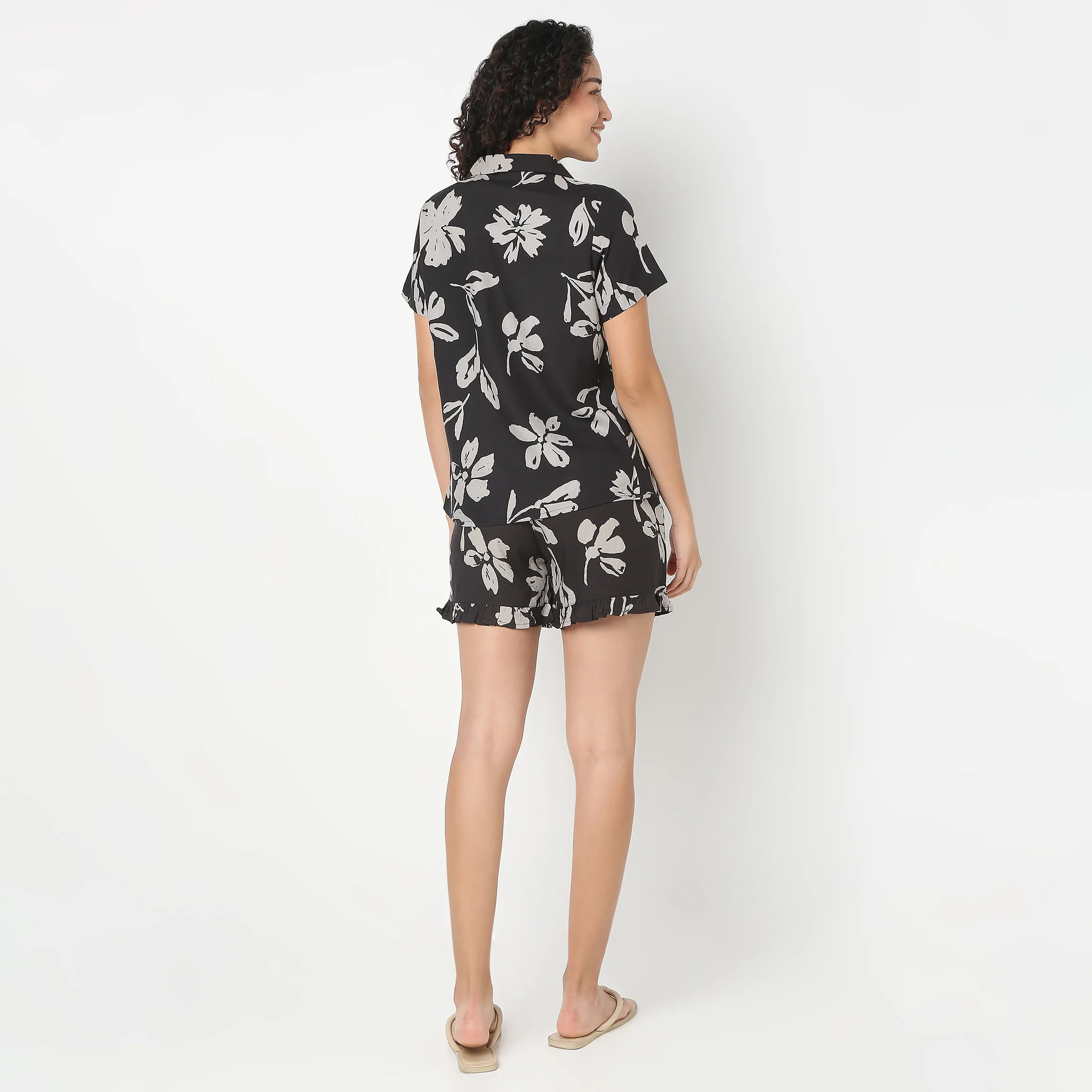 Woven Loungewear Short Set - Image 3