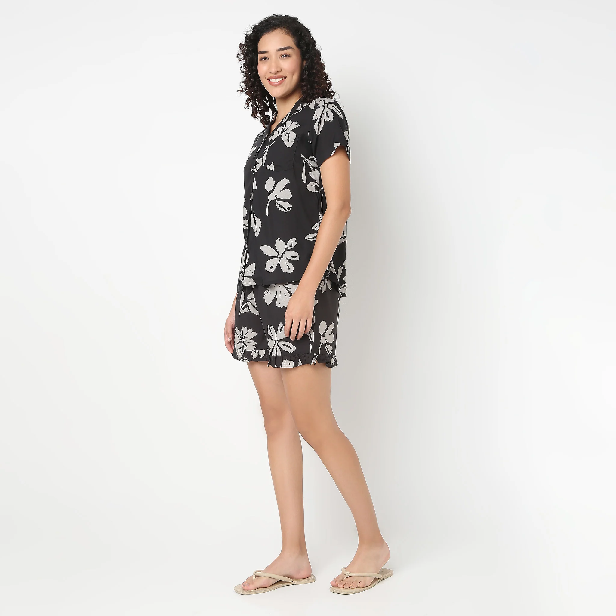 Woven Loungewear Short Set - Image 5