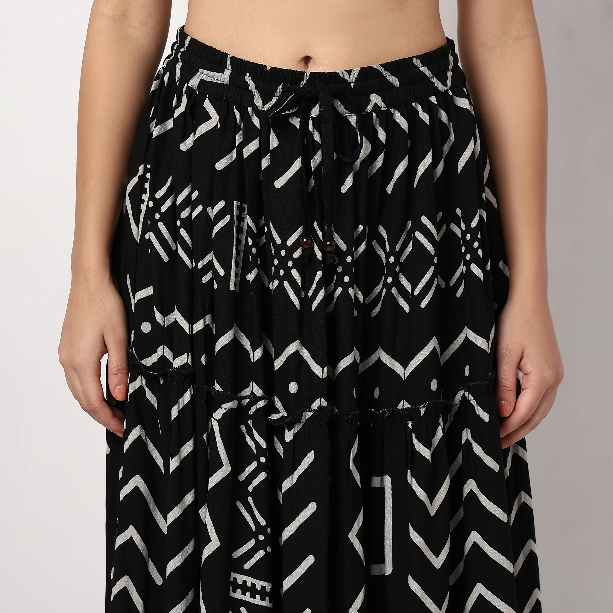 Printed Flared Tiered Skirt - Image 4