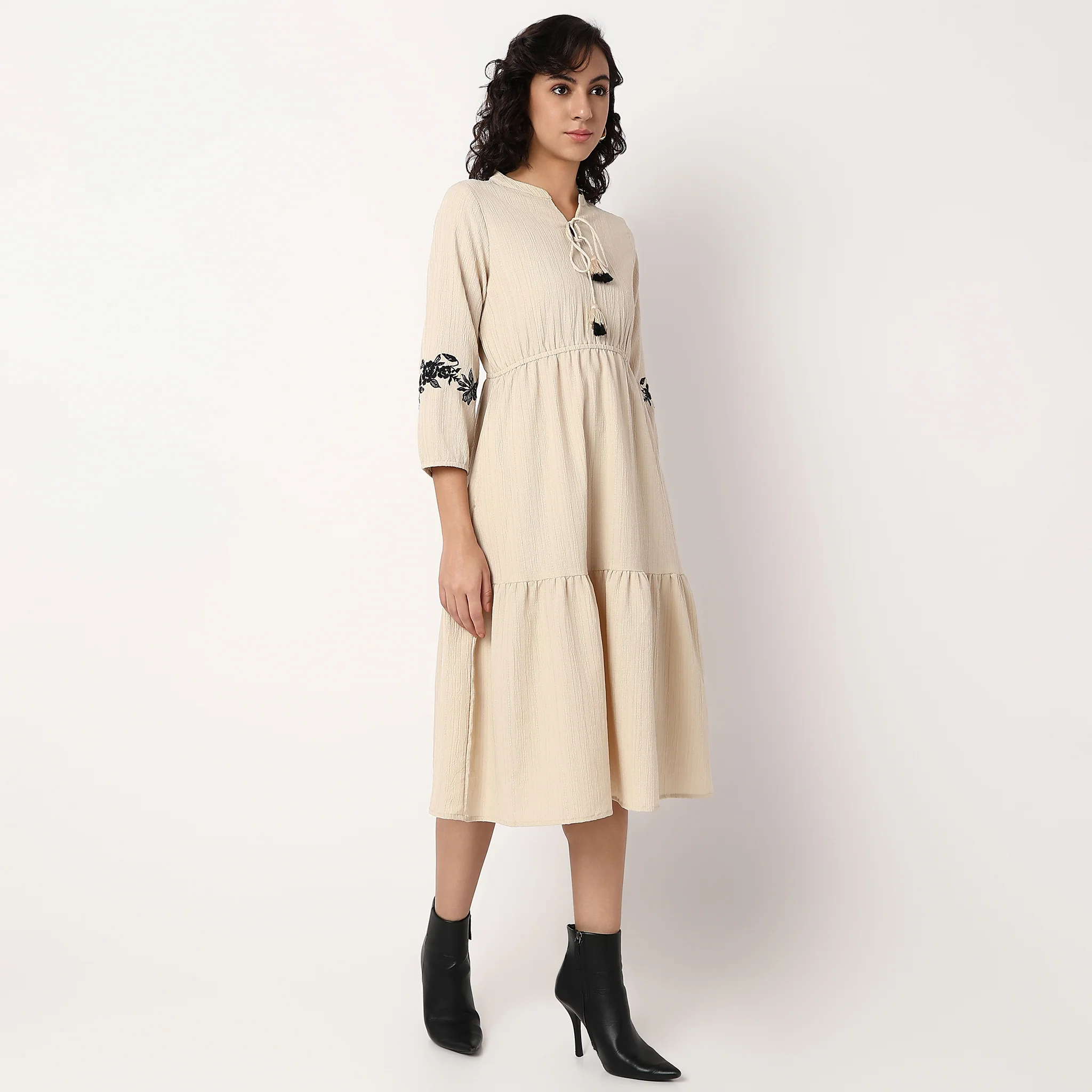 Woven Full Sleeves Tiered Dress - Image 5
